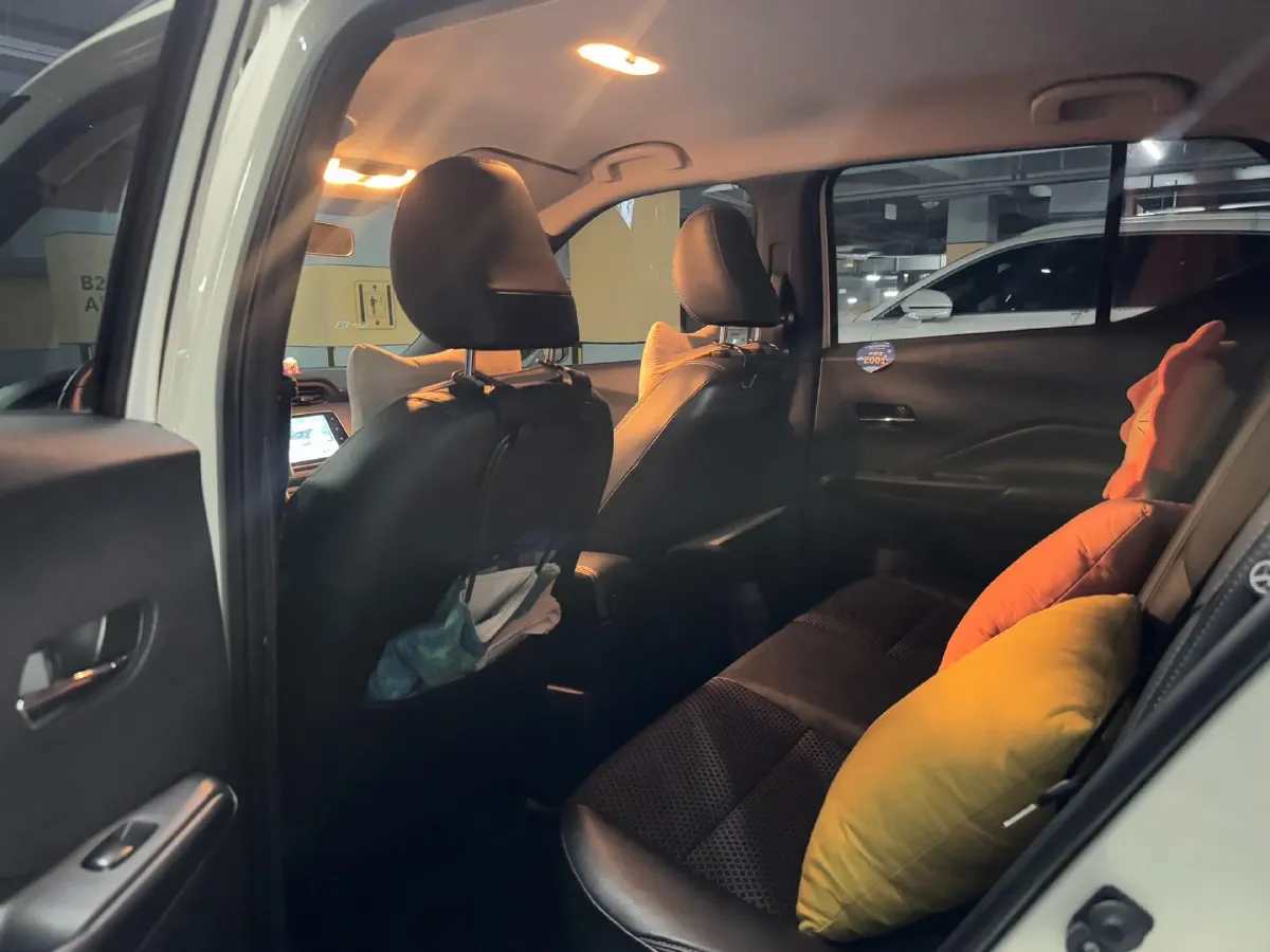 2019 Nissan Kicks 1.5L 124HP L4 CVT,autocango,china used car exporter,china ev exporter,chinese used car exporter,chinese used ev exporter