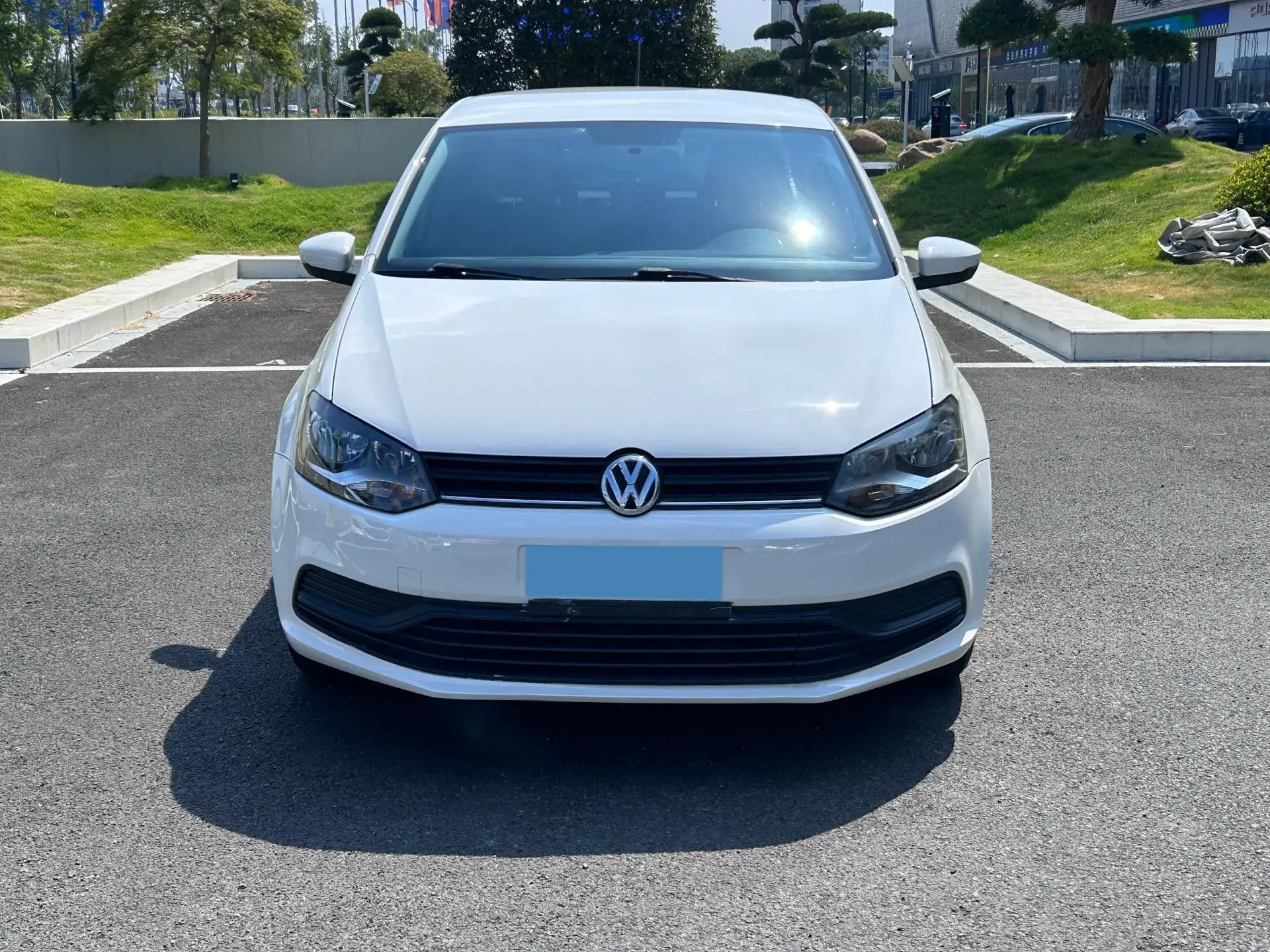 2016 VOLKSWAGEN POLO thumbnail 2