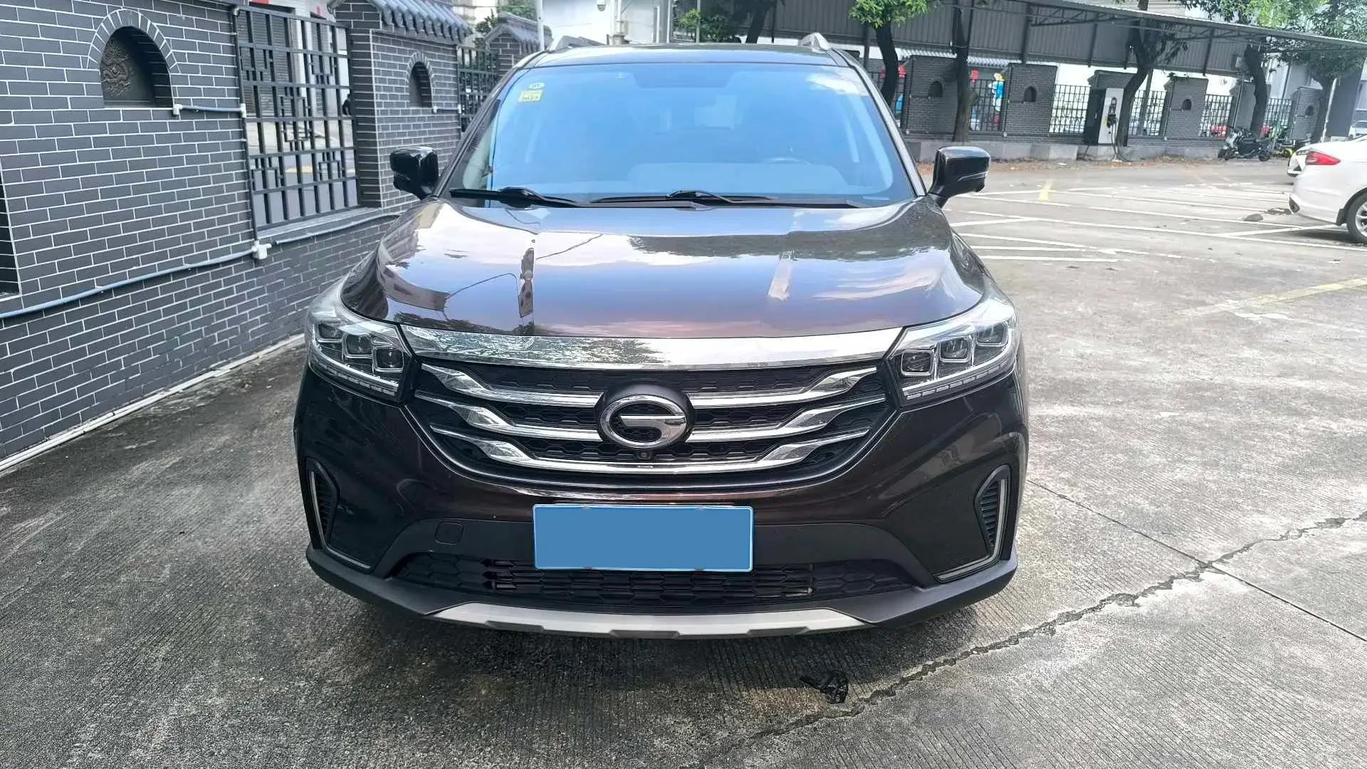 2019 GAC TRUMPCHI thumbnail 2