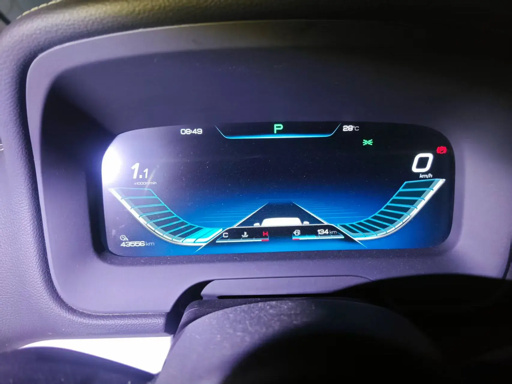 2018 BYD TANG thumbnail 2