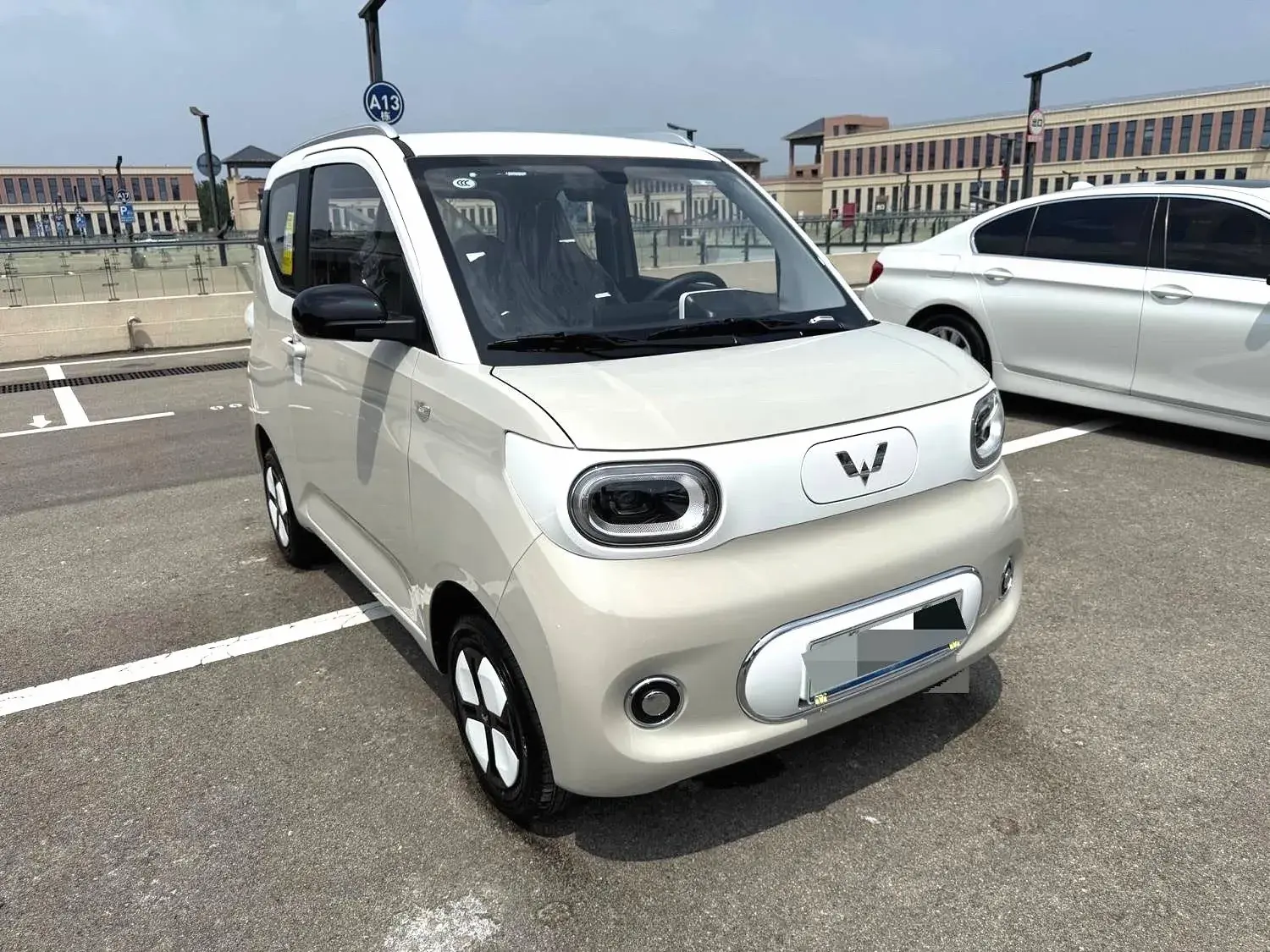 2024 WULING HONGGUANG thumbnail 3