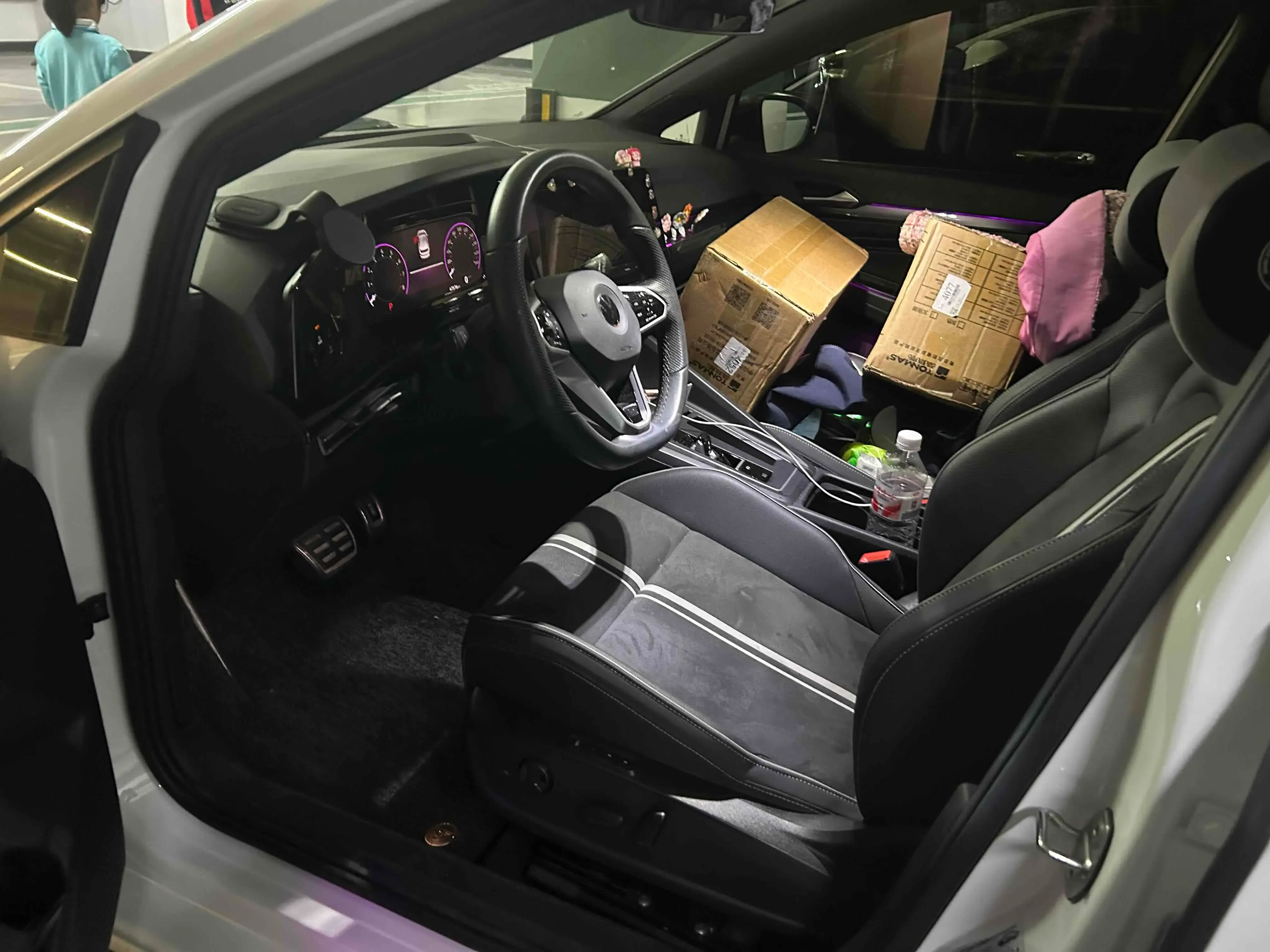 2021 VOLKSWAGEN GOLF thumbnail 4