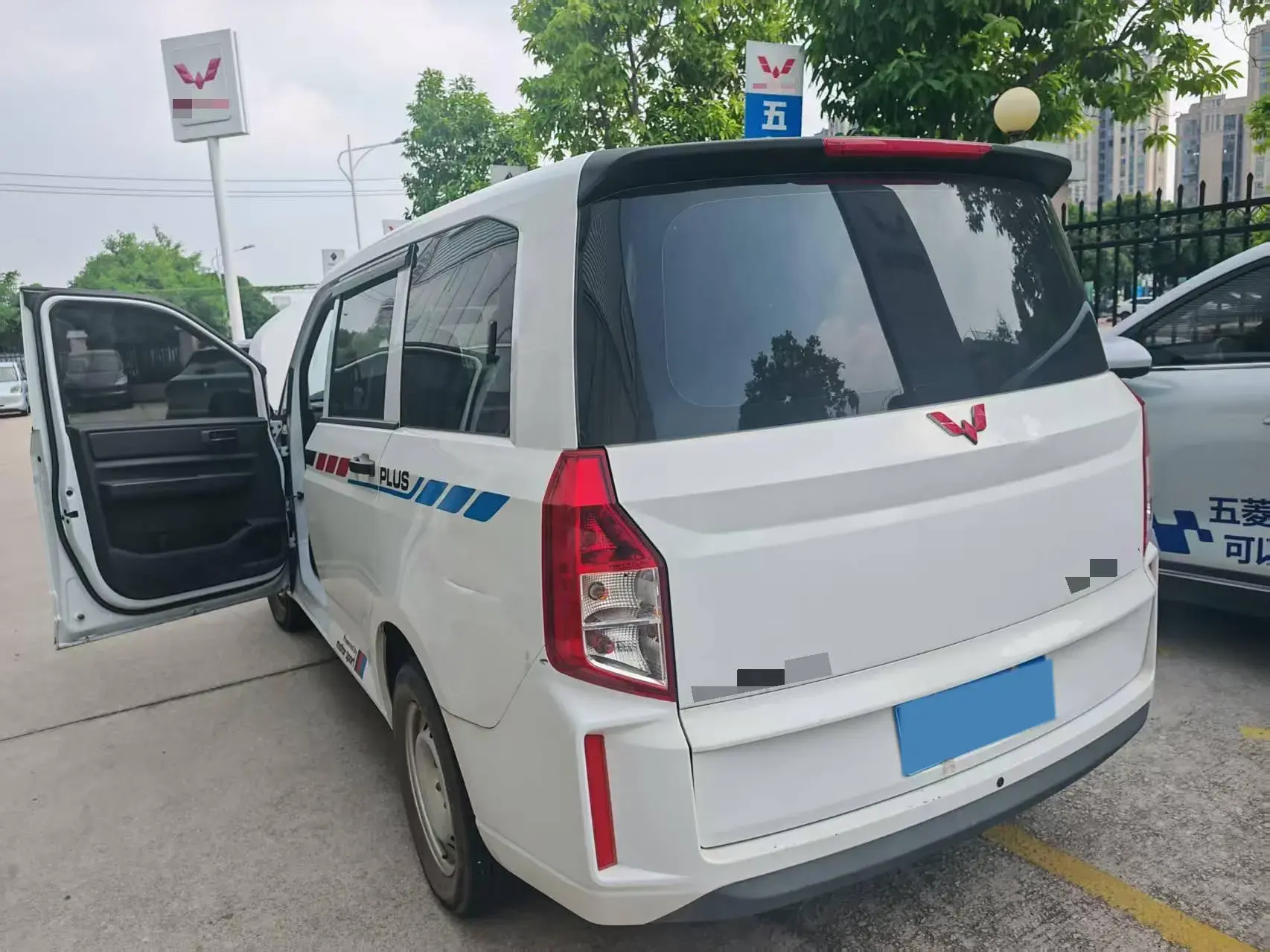 2020 WULING HONGGUANG thumbnail 3
