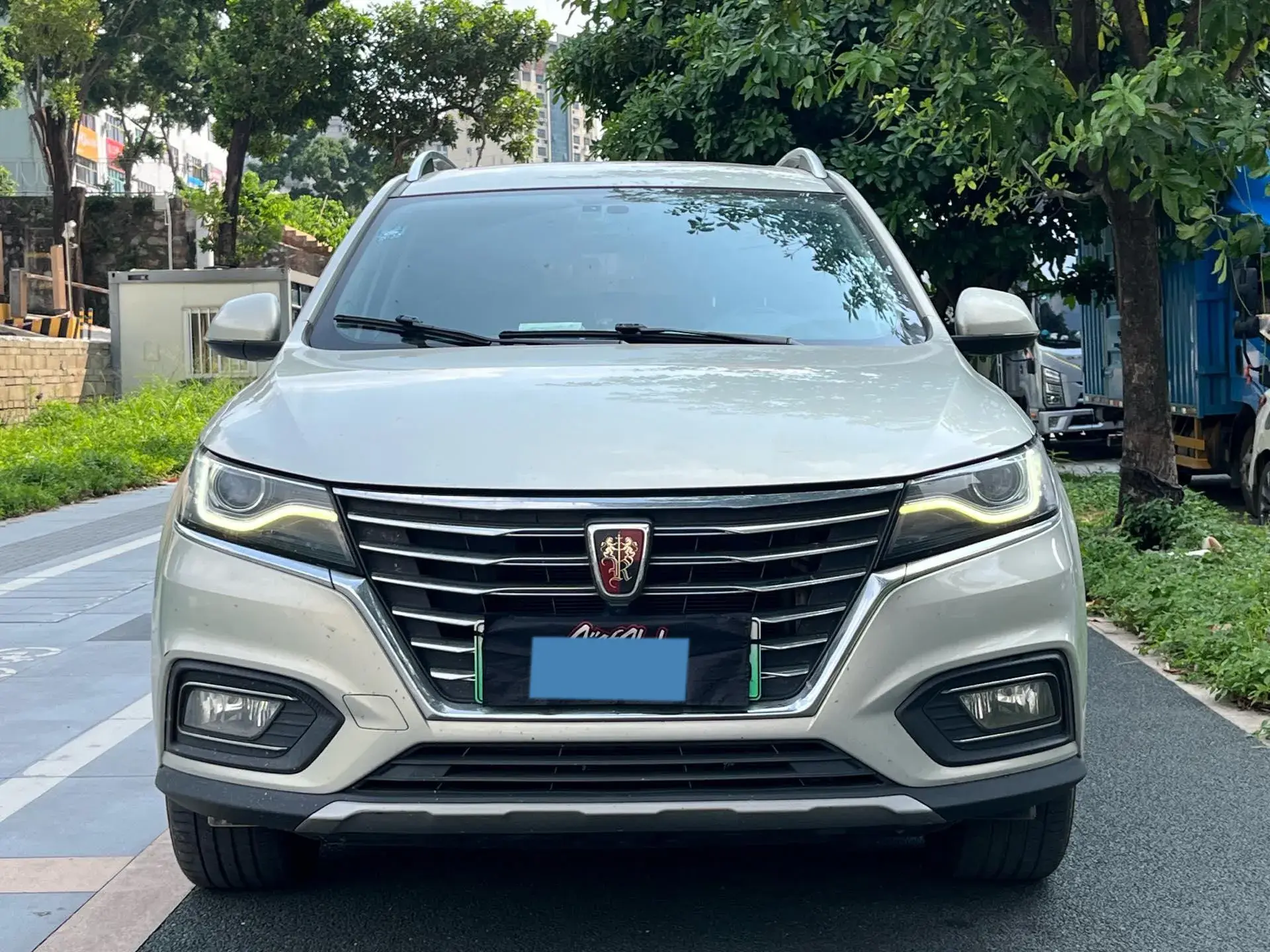 2017 ROEWE RX5 thumbnail 2