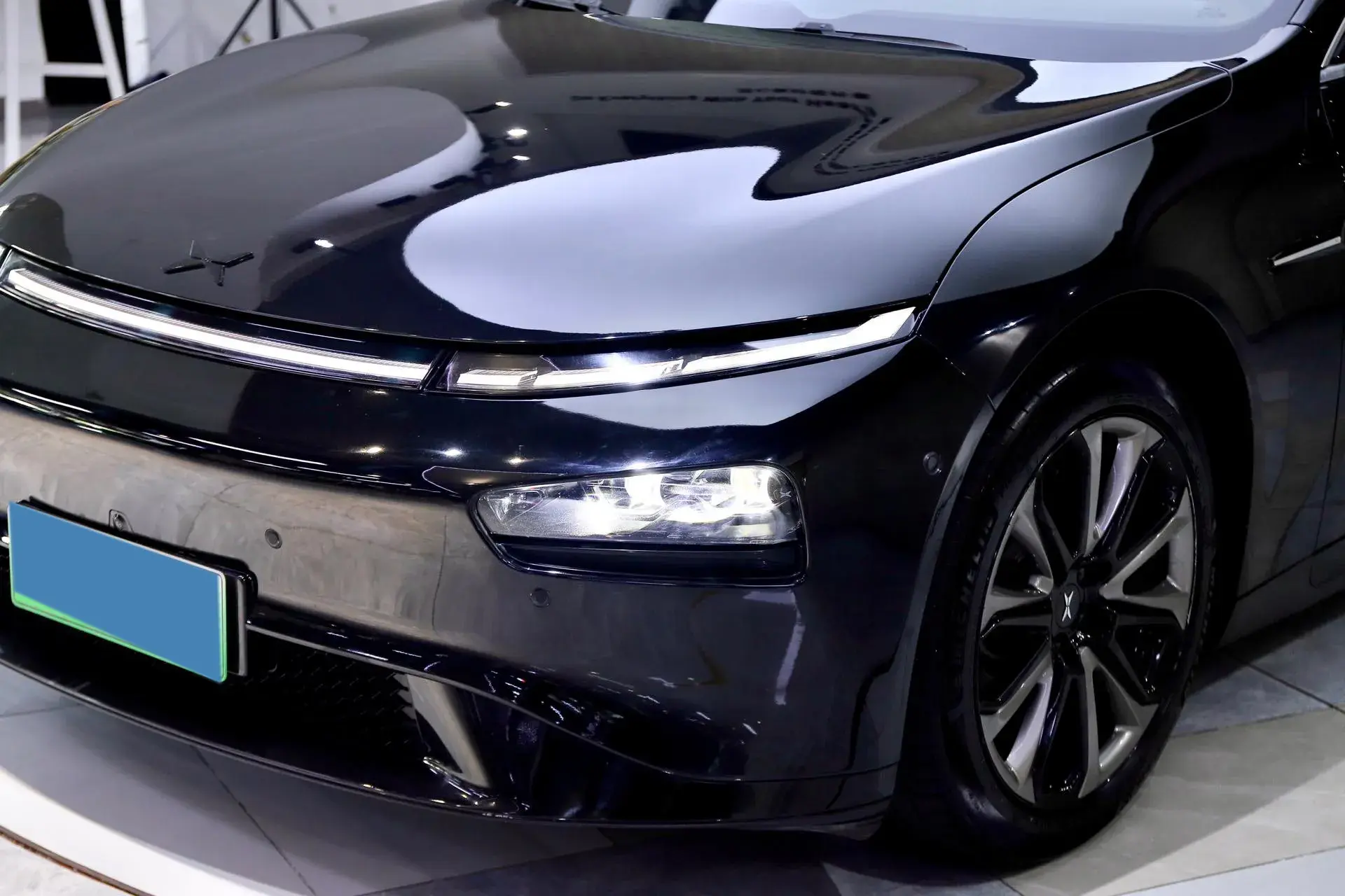 2021 XPENG P7 thumbnail 2