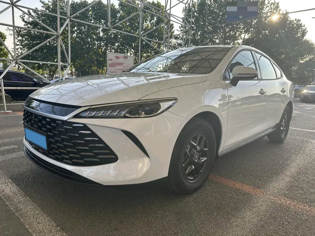 2025 BYD Seal05 DM-i 1.5L 101HP L4 E-CVT PHEV 7.68KWH