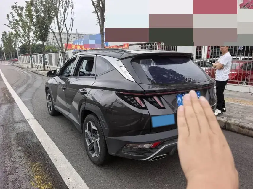 2021 HYUNDAI TUCSON thumbnail 3