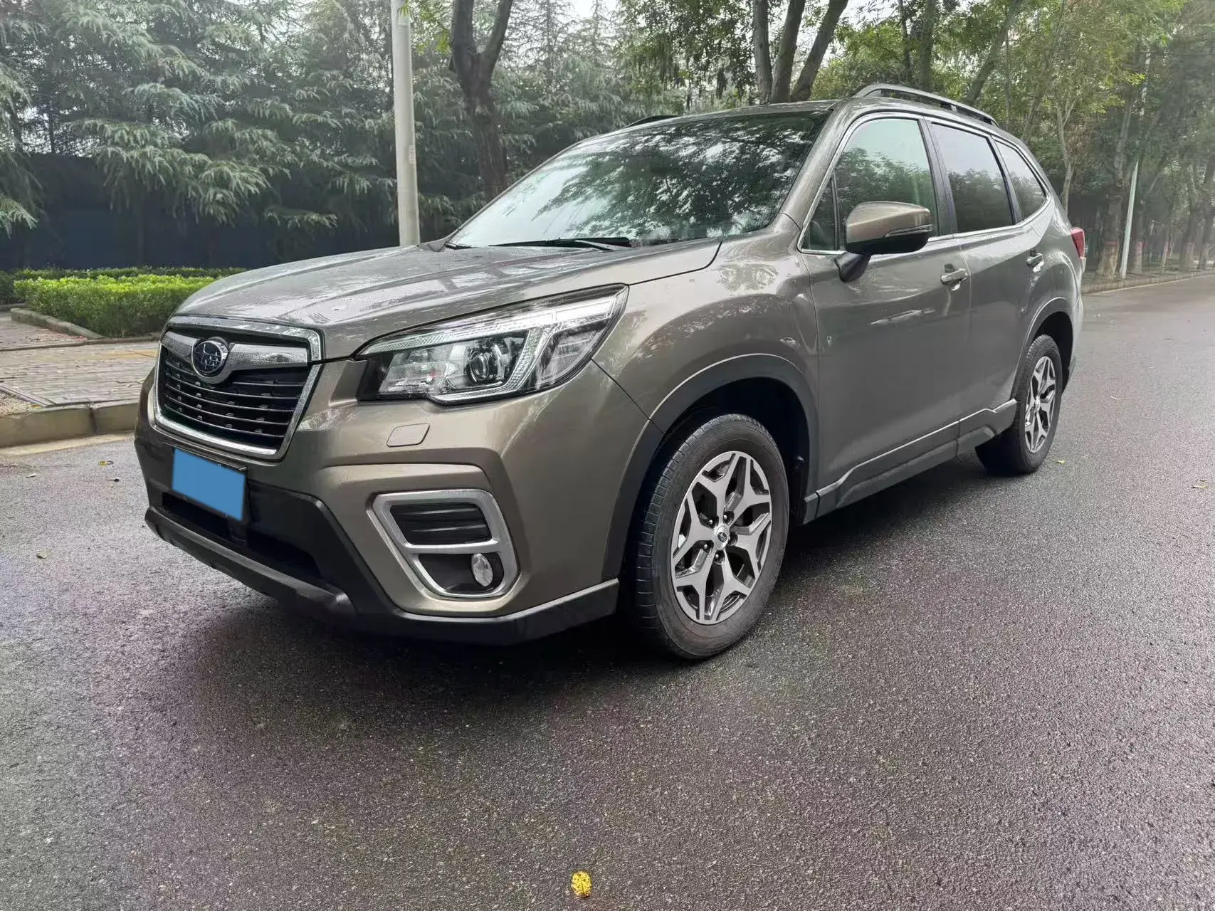 2021 SUBARU FORESTER view 1