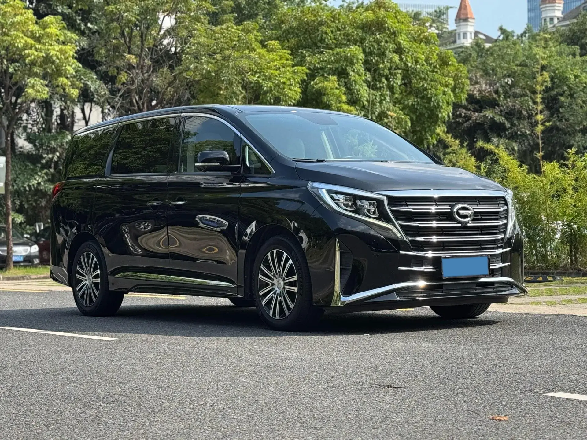 2021 GAC TRUMPCHI thumbnail 3