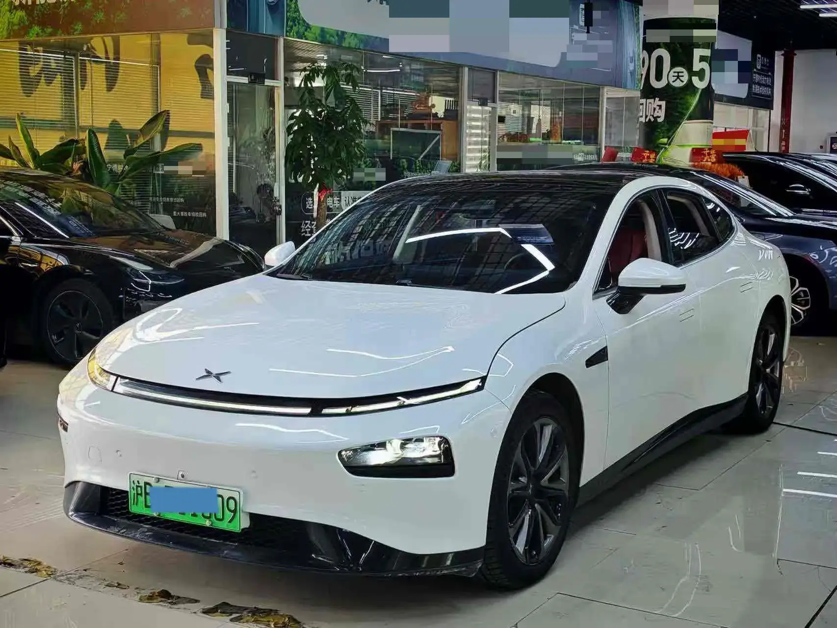 2020 XPENG P7 view 1