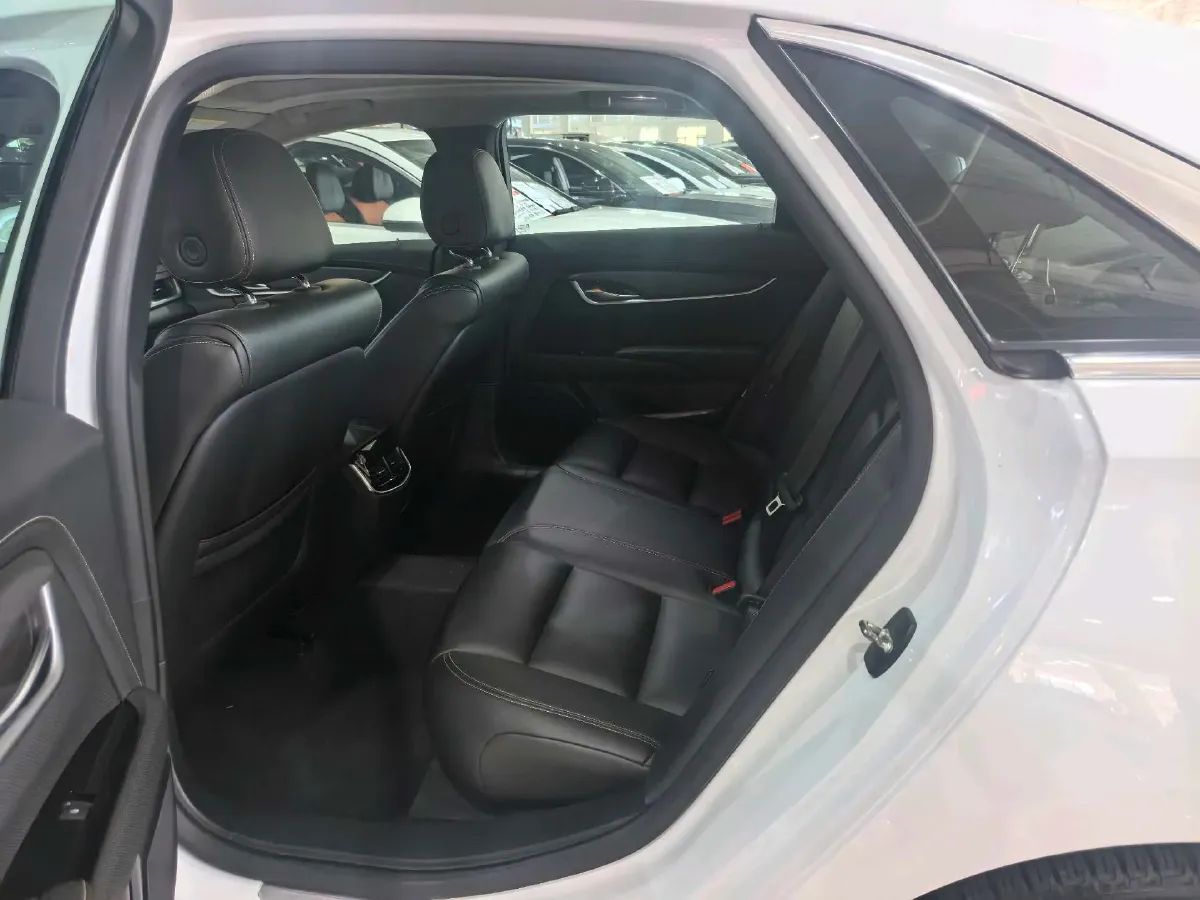 2018 Cadillac XTS 2.0T 269HP L4 6AT,autocango,china used car exporter,china ev exporter,chinese used car exporter,chinese used ev exporter