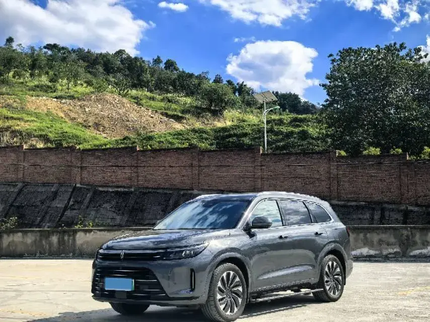 2022 HIMA AITO M7 Range Extended 125HP REEV 40KWH 2022 HIMA AITO M7 Range Extended 125HP REEV 40KWH