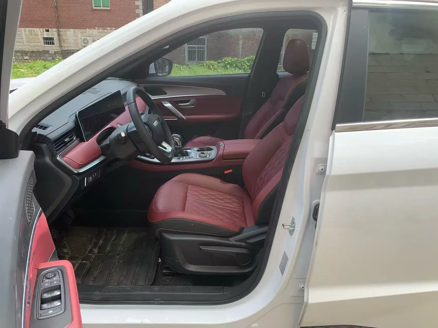 2023 JETOUR X70 thumbnail 3