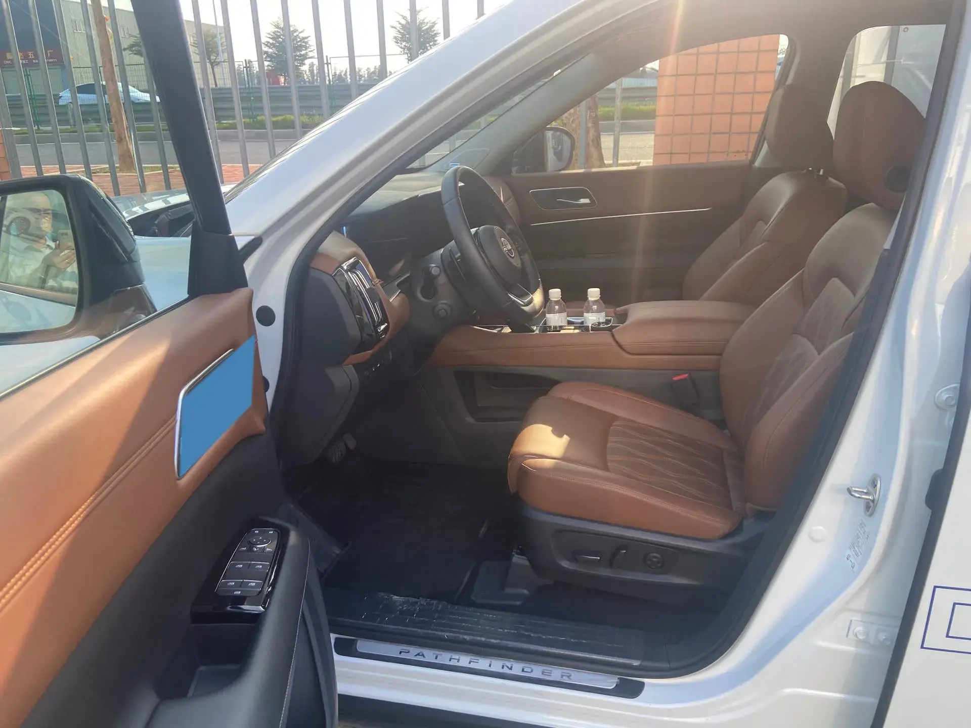 2024 NISSAN PATHFINDER thumbnail 2