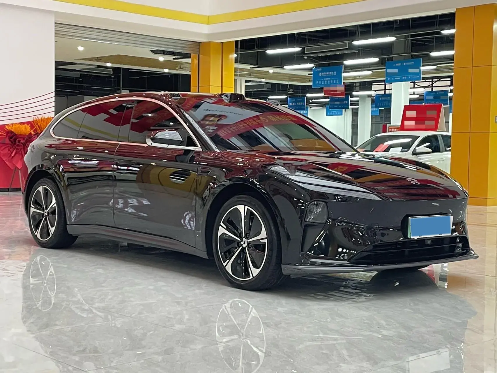 2024 NIO ET5T thumbnail 3