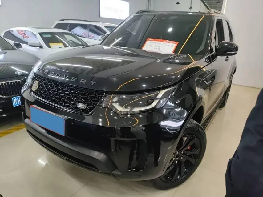 2018 LAND ROVER view 1