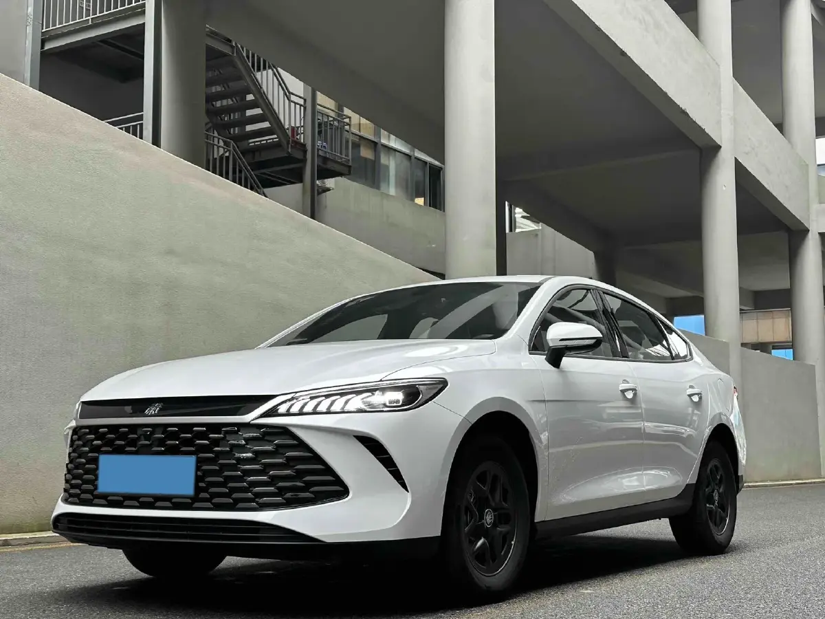 2025 BYD Qin Plus 1.5L 101HP L4 E-CVT PHEV 15.8KWH