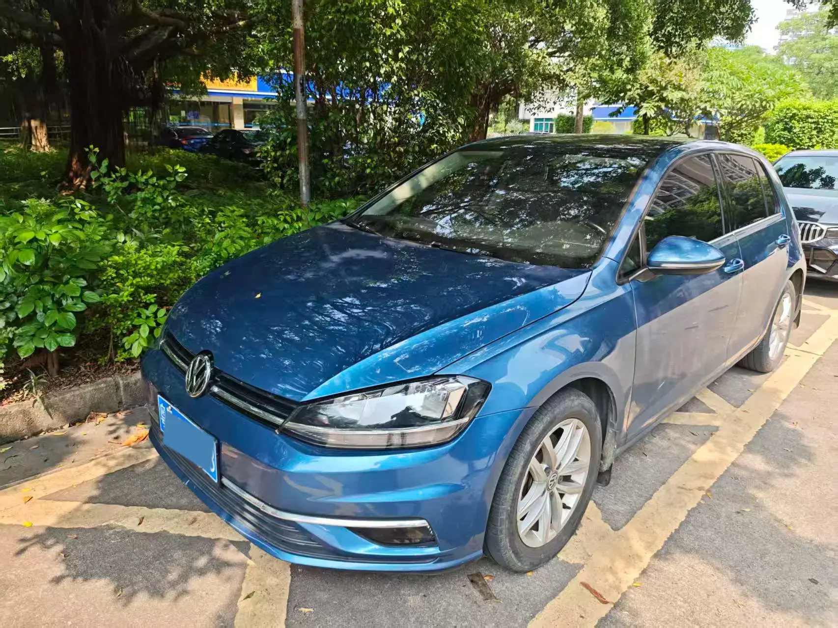 2018 VOLKSWAGEN GOLF view 1