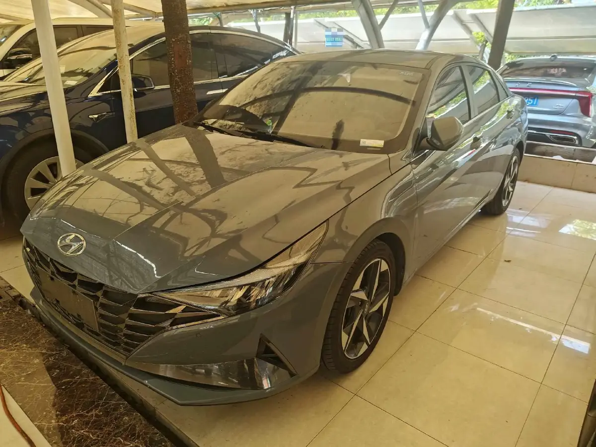 2022 Hyundai Elantra 1.5L 115HP L4 CVT