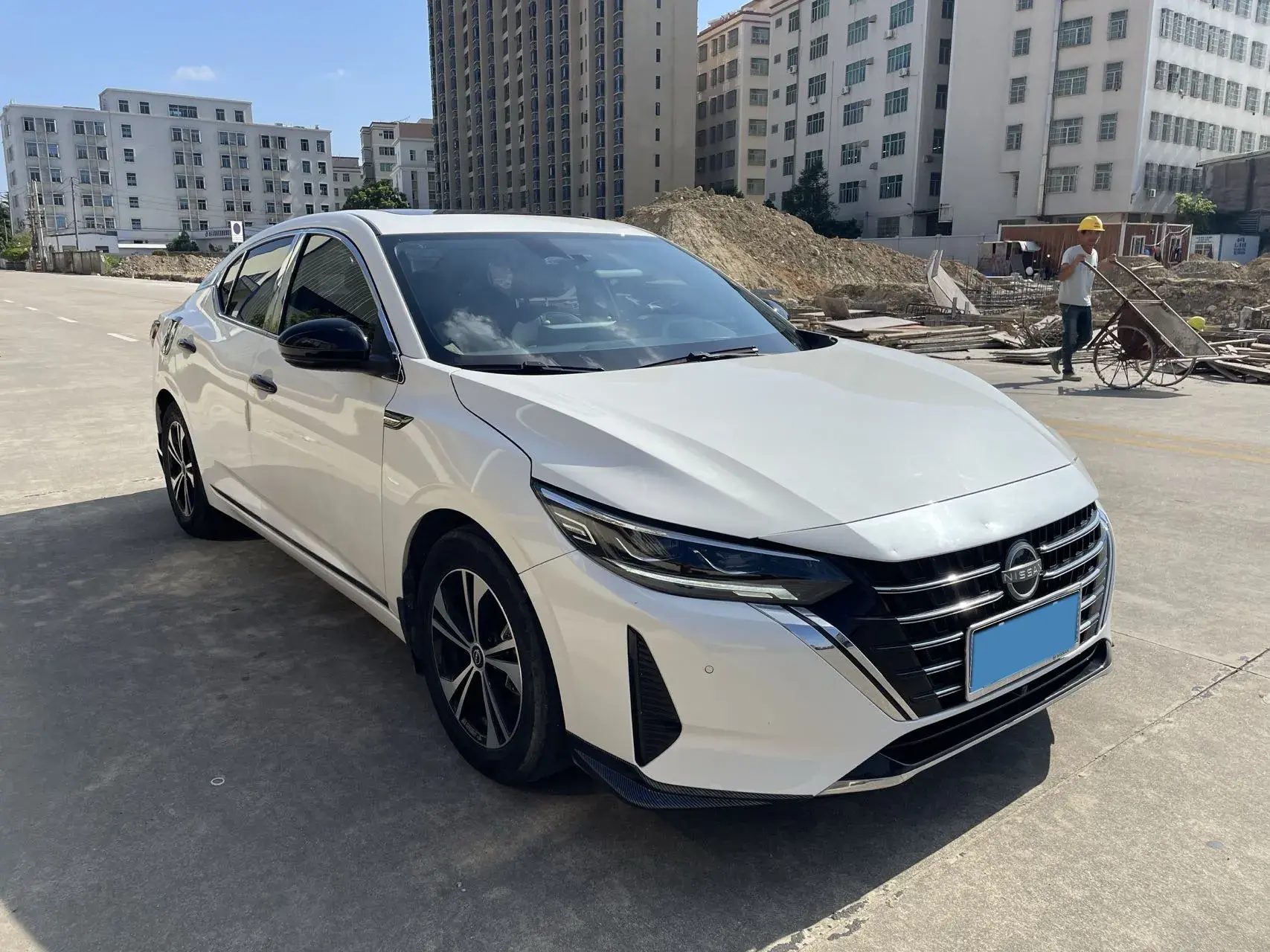 2023 NISSAN SYLPHY thumbnail 3