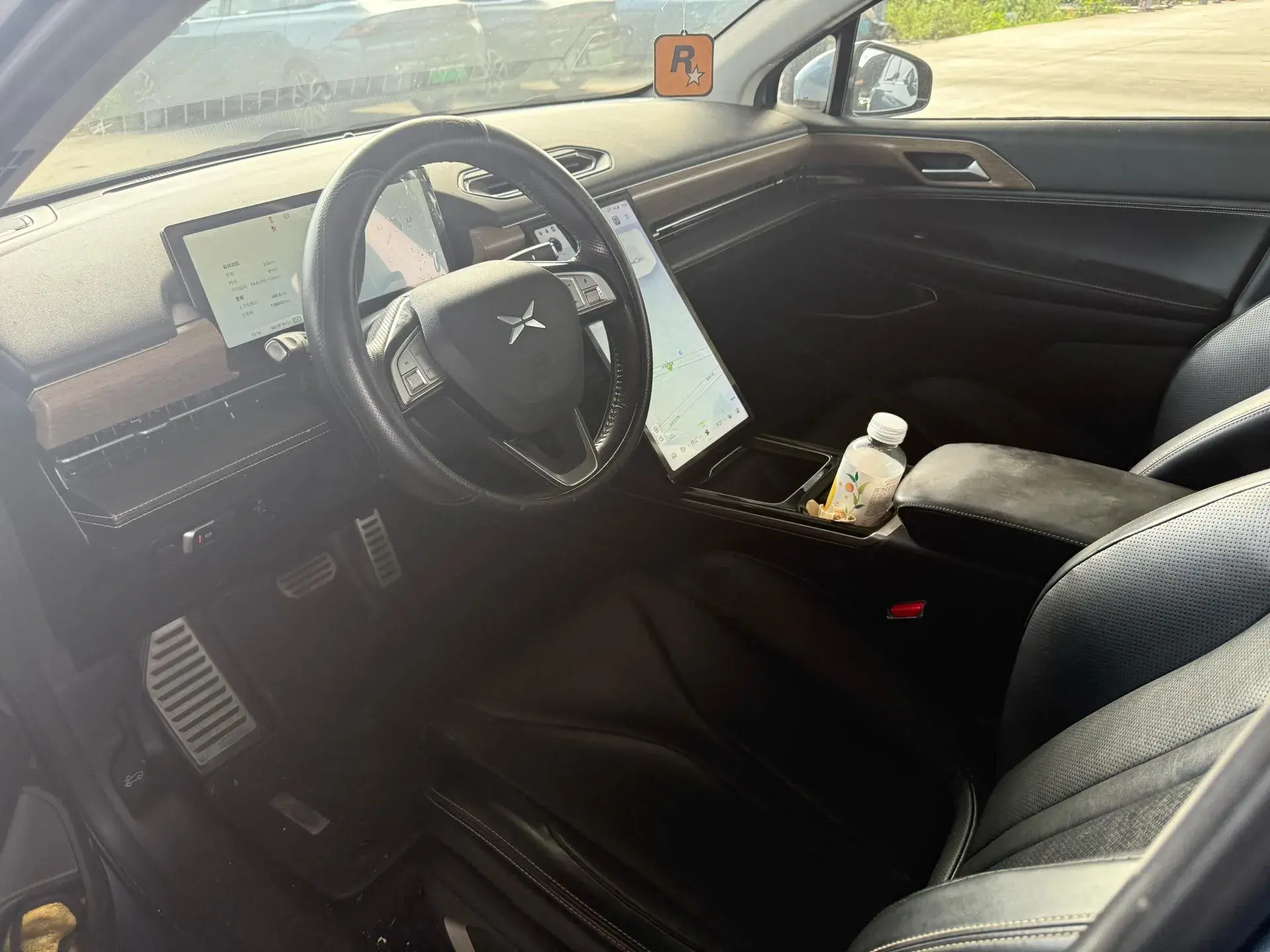 2022 XPENG P5 thumbnail 2