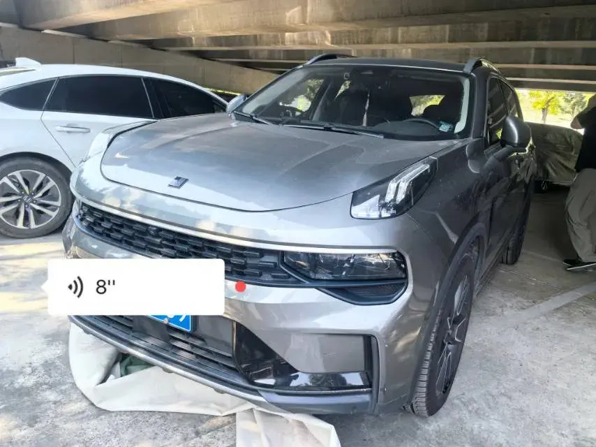 2021 LYNK&CO 01 view 1