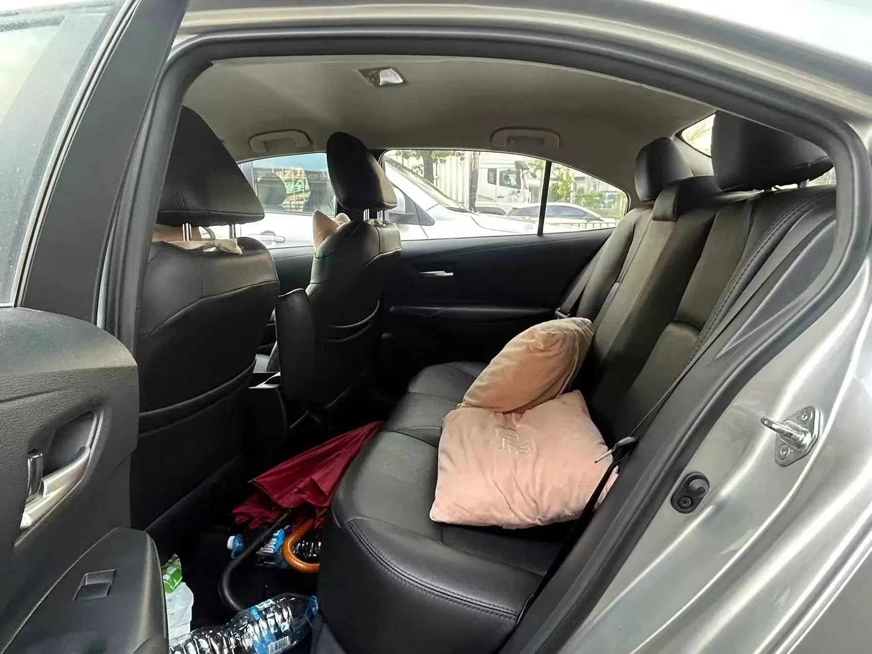 2022 TOYOTA COROLLA thumbnail 3