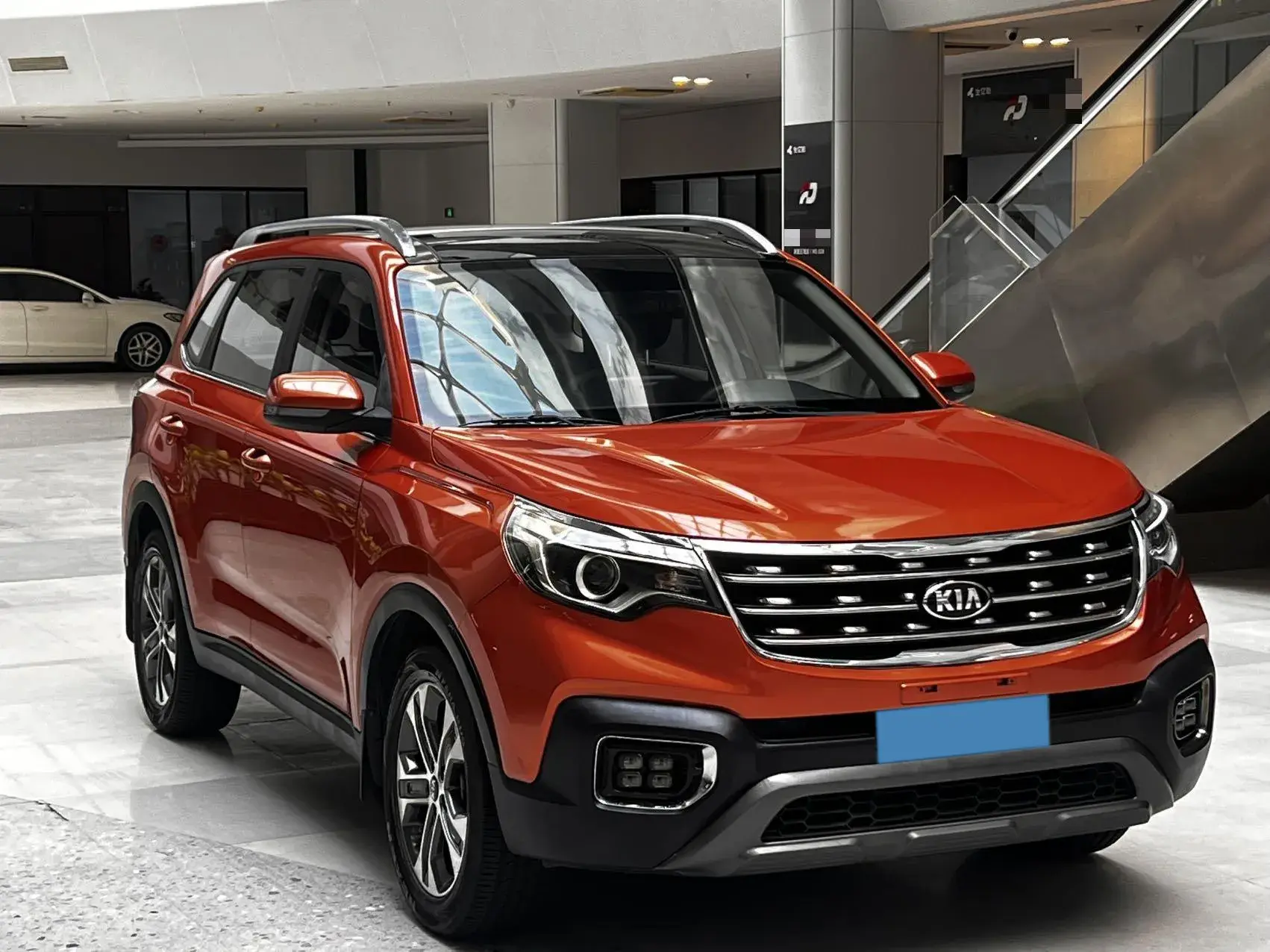 2018 KIA SPORTAGE thumbnail 2