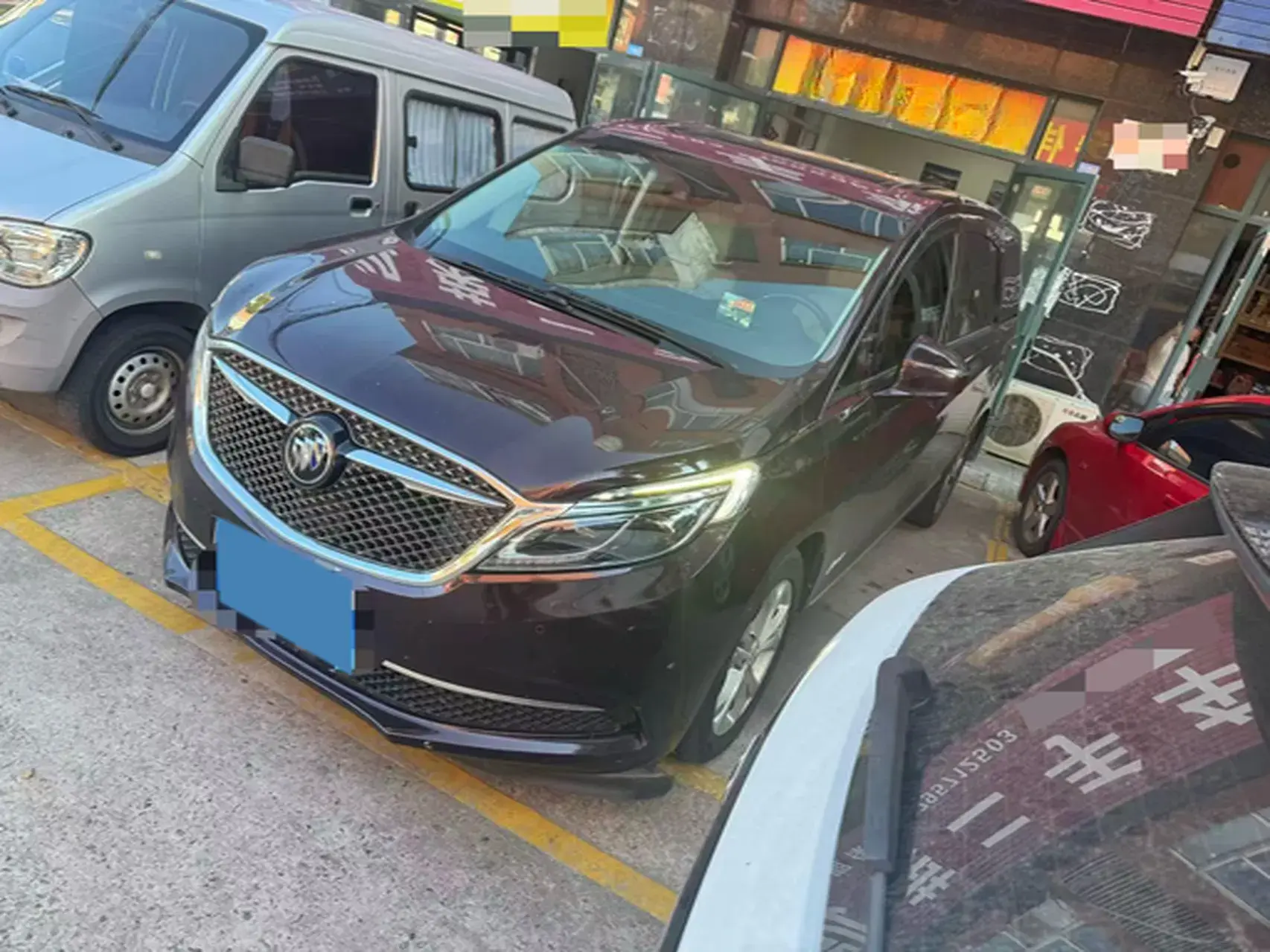 2018 BUICK GL8 view 1