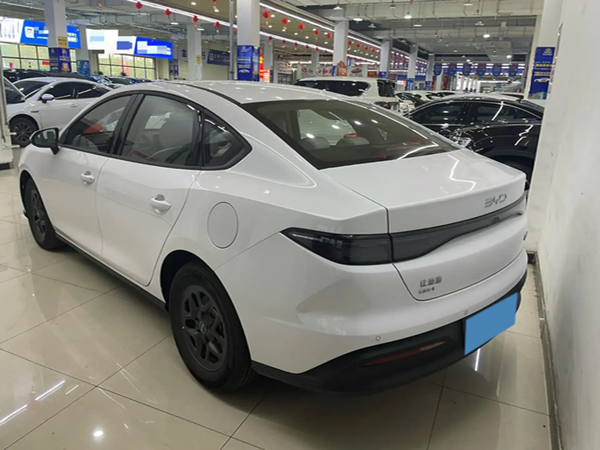 2025 BYD SEAL05 thumbnail 3