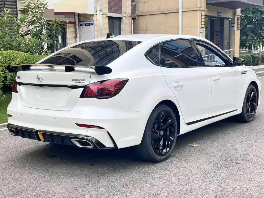 2021 MG MG6 thumbnail 4