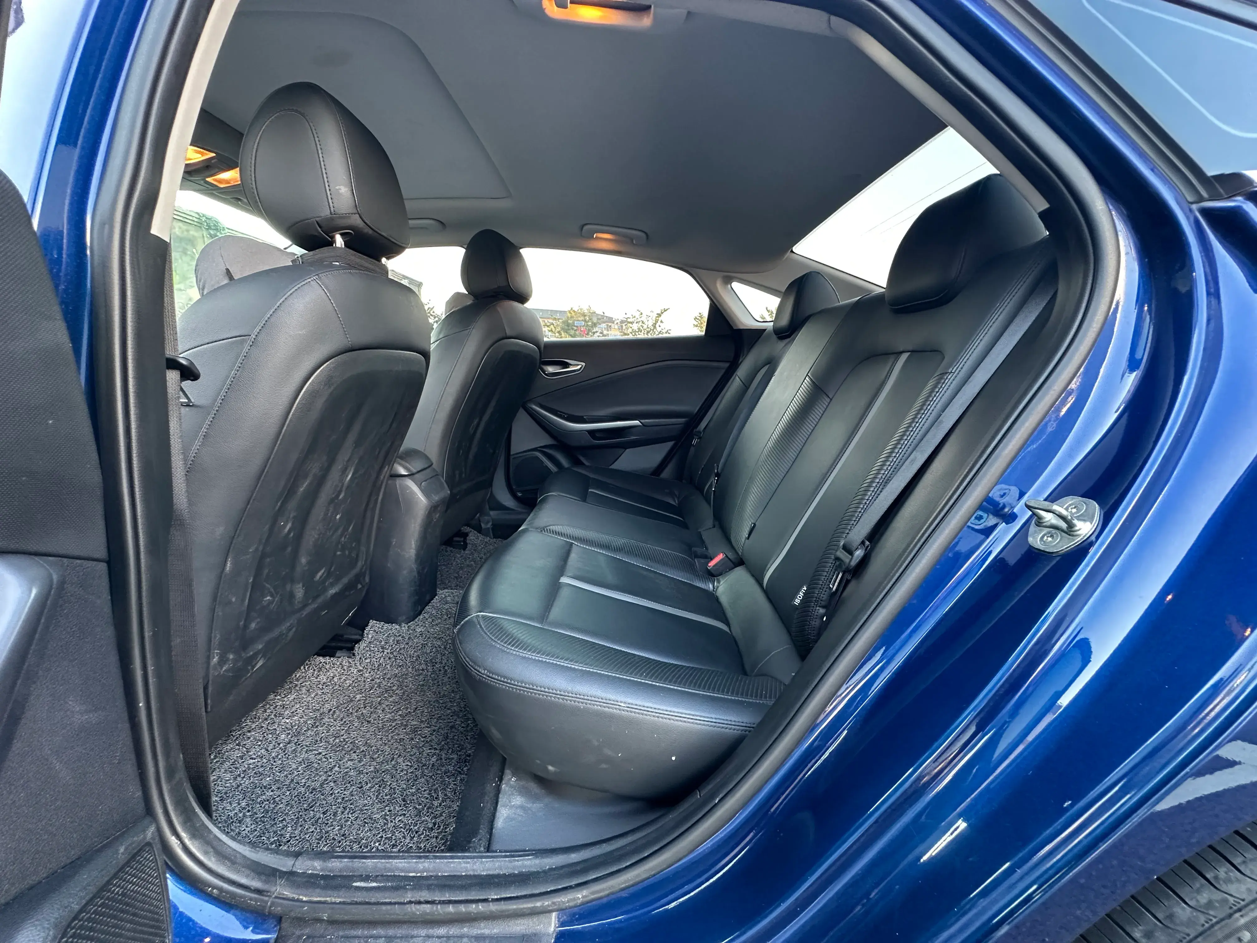 2019 HYUNDAI LA thumbnail 4