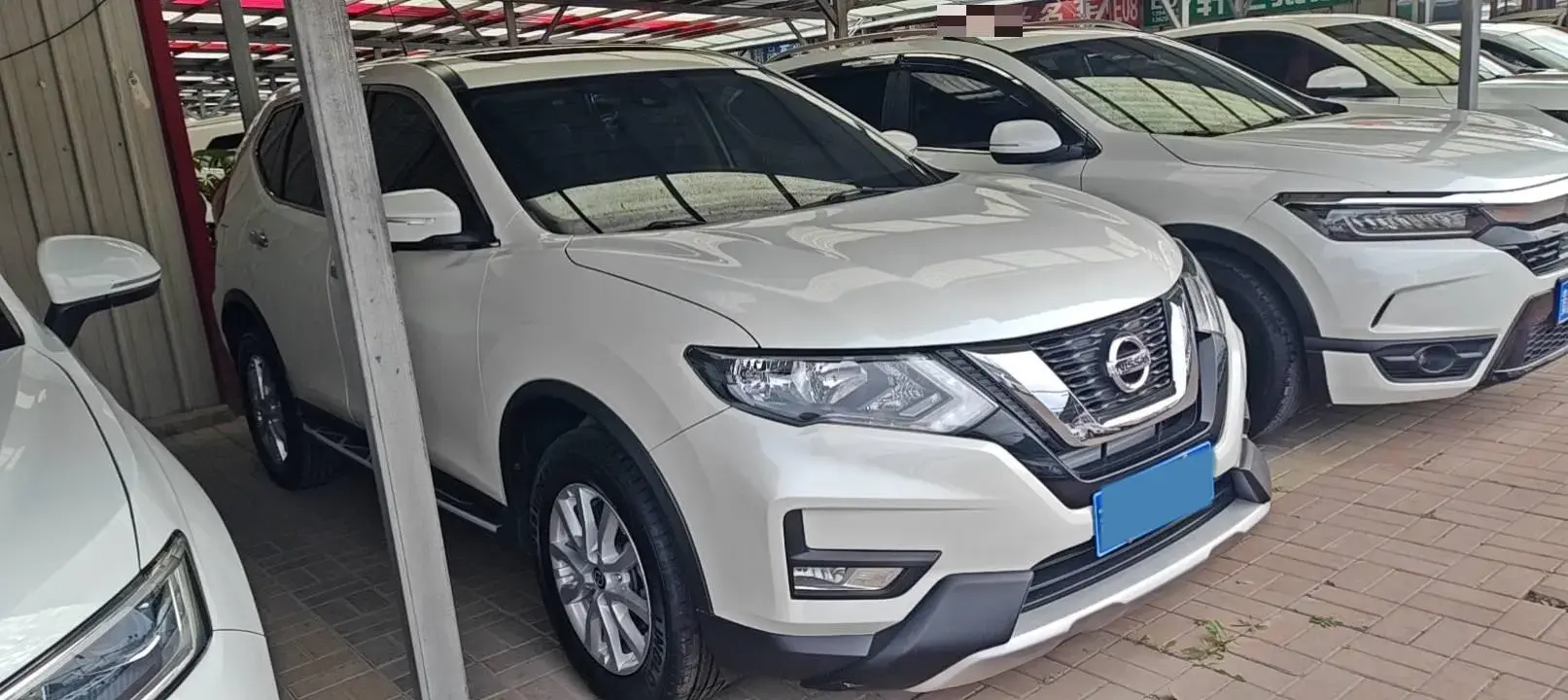 2019 NISSAN X-TRAIL thumbnail 2
