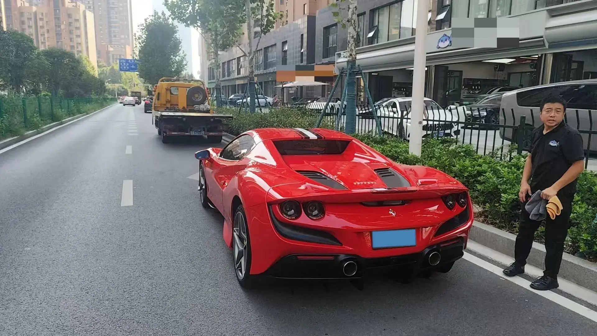 2020 FERRARI F8 thumbnail 4