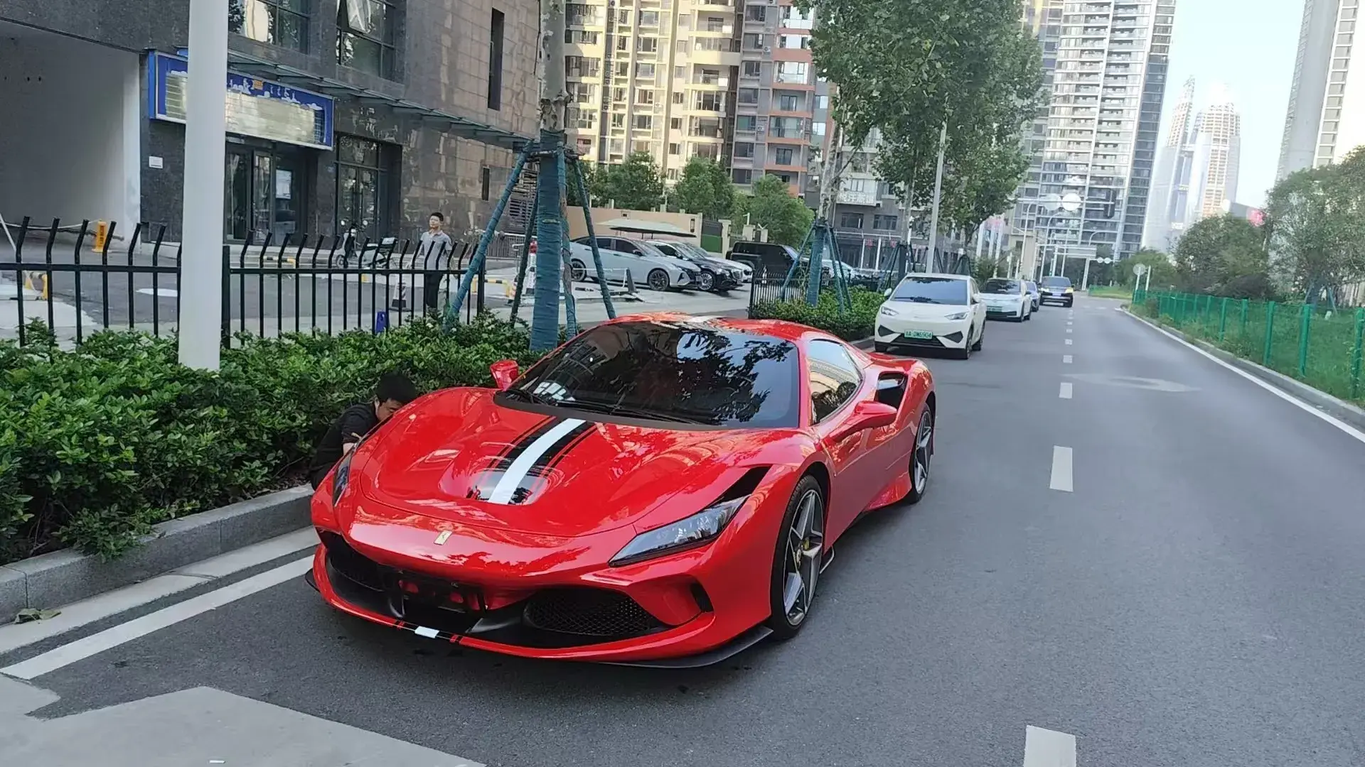2020 FERRARI F8 view 1