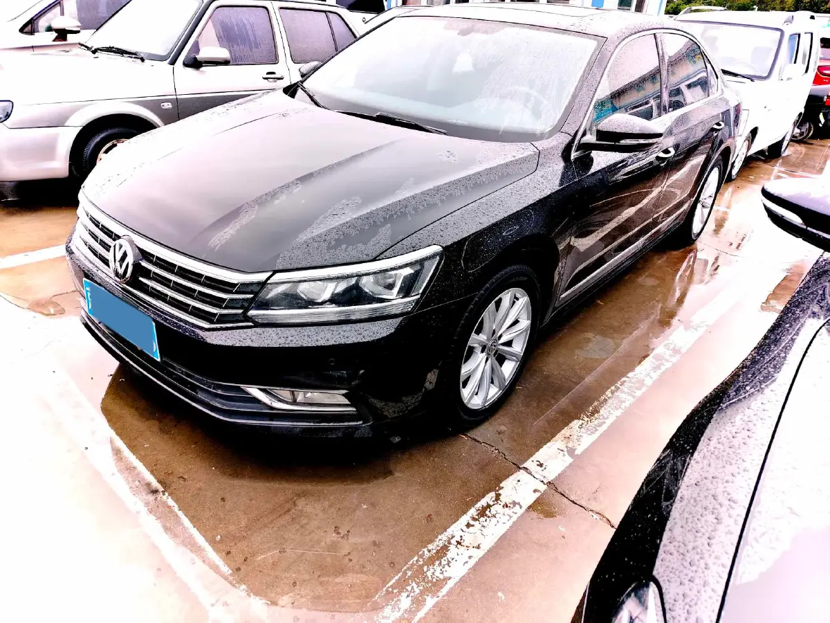 2016 Volkswagen Passat 1.8T 180HP L4 7DCT