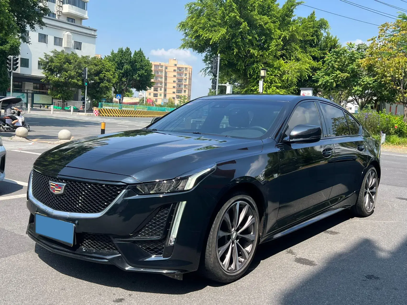 2021 CADILLAC CT5 view 1