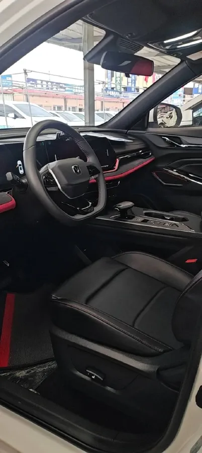 2025 ChangAn X5 PLUS 1.5T 188HP L4 7DCT,autocango,china used car exporter,china ev exporter,chinese used car exporter,chinese used ev exporter