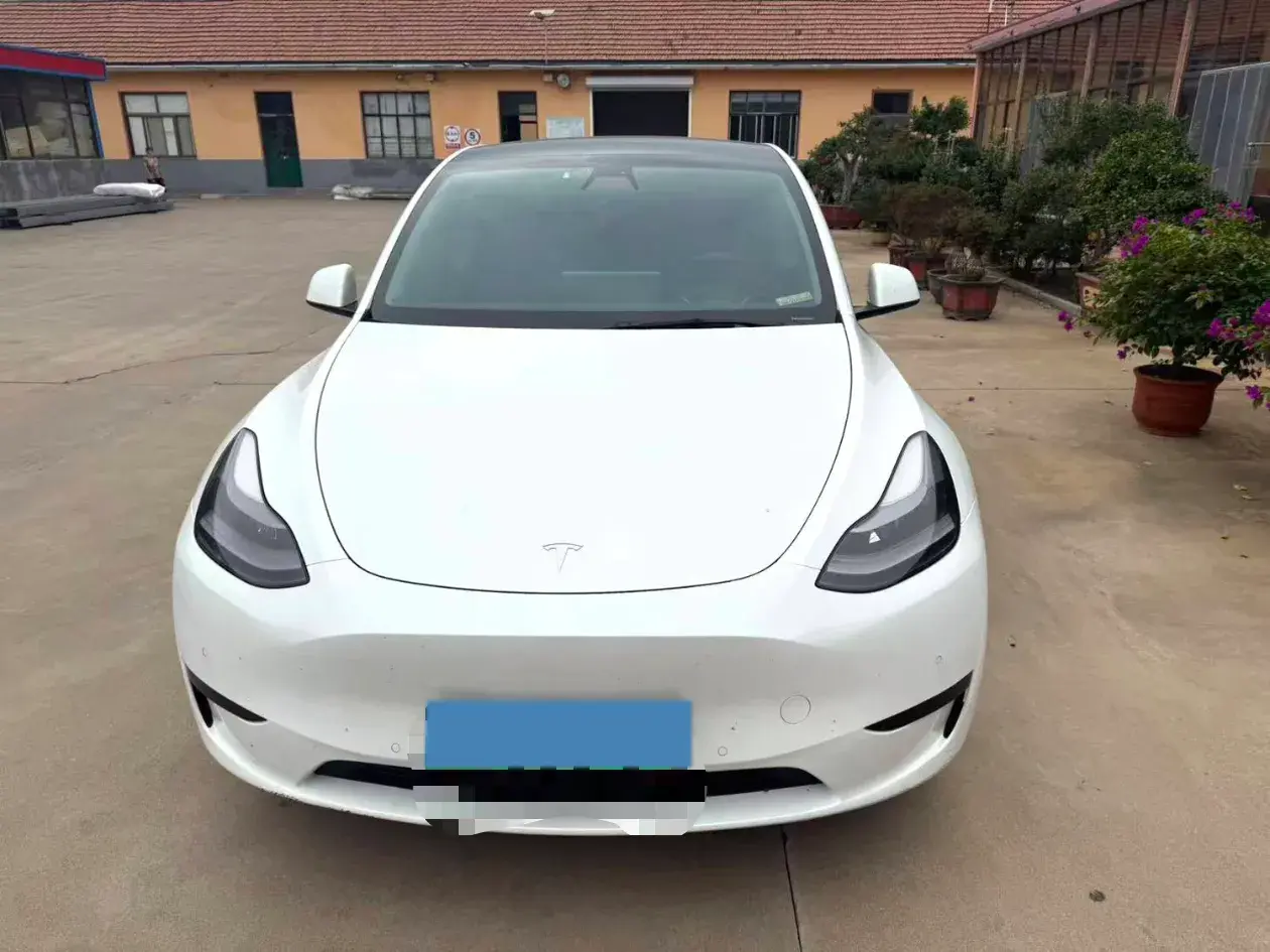 2022 TESLA MODEL thumbnail 2