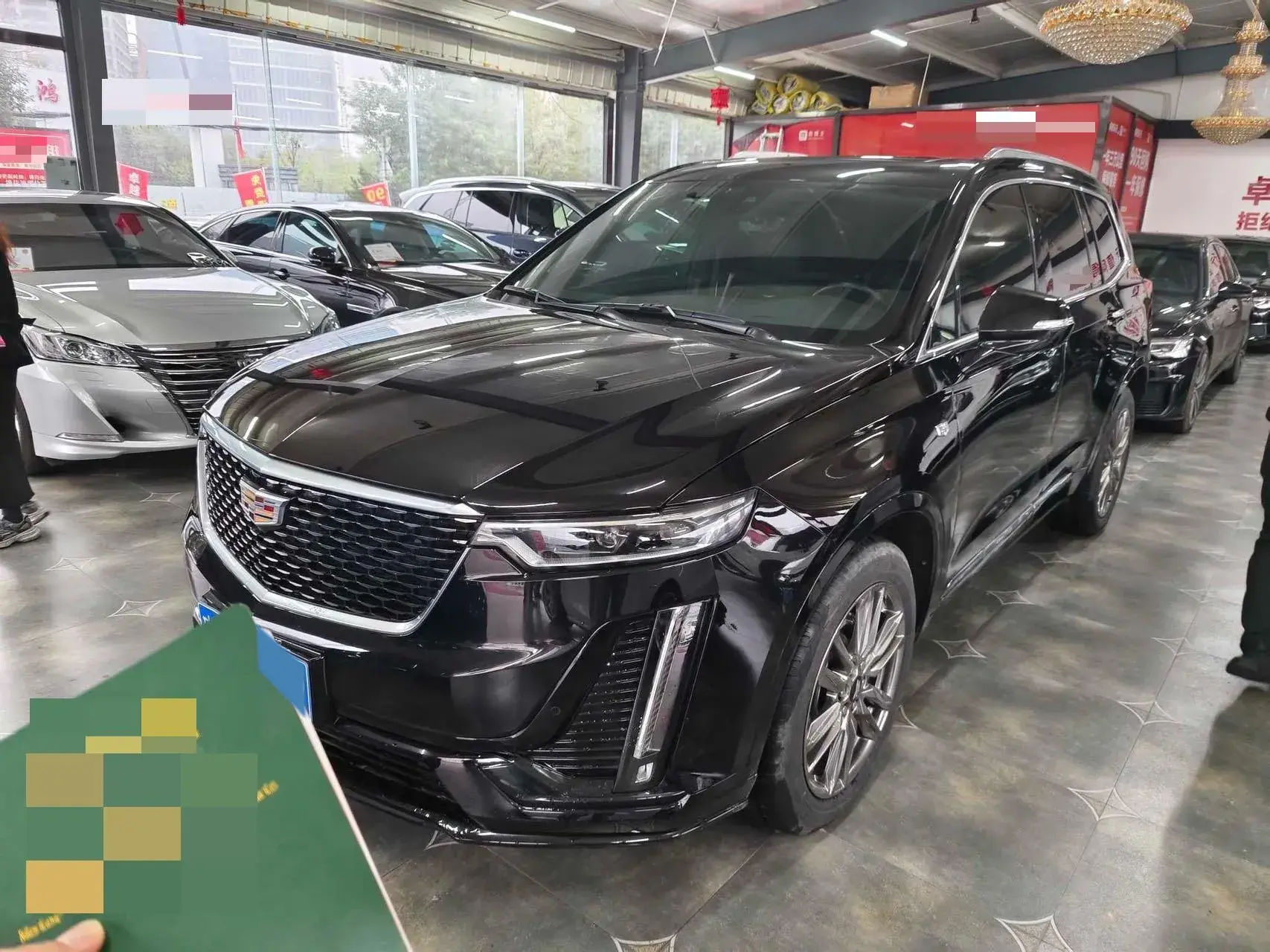 2022 CADILLAC XT6 view 1