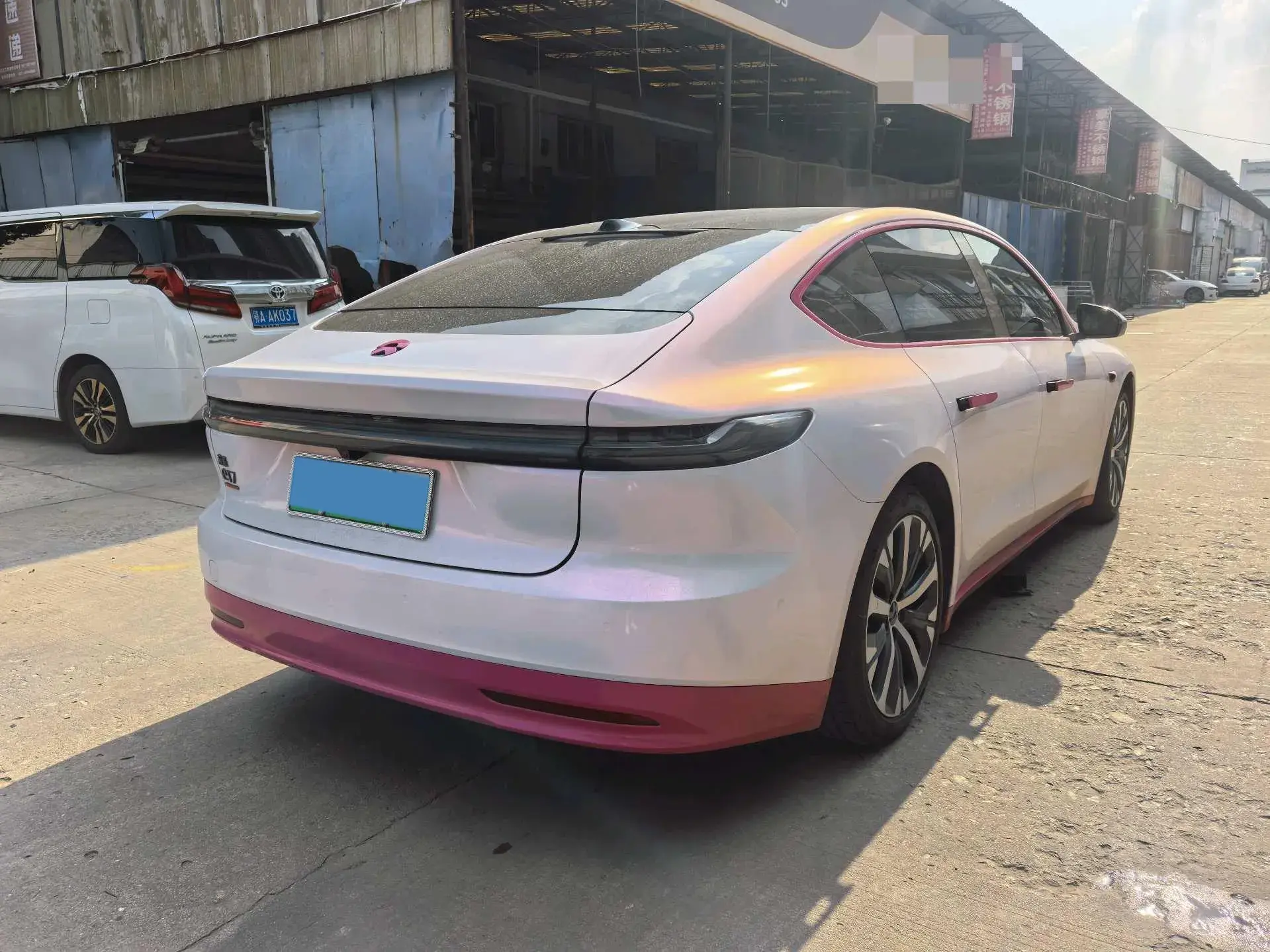 2021 VOLKSWAGEN ID.6 thumbnail 3