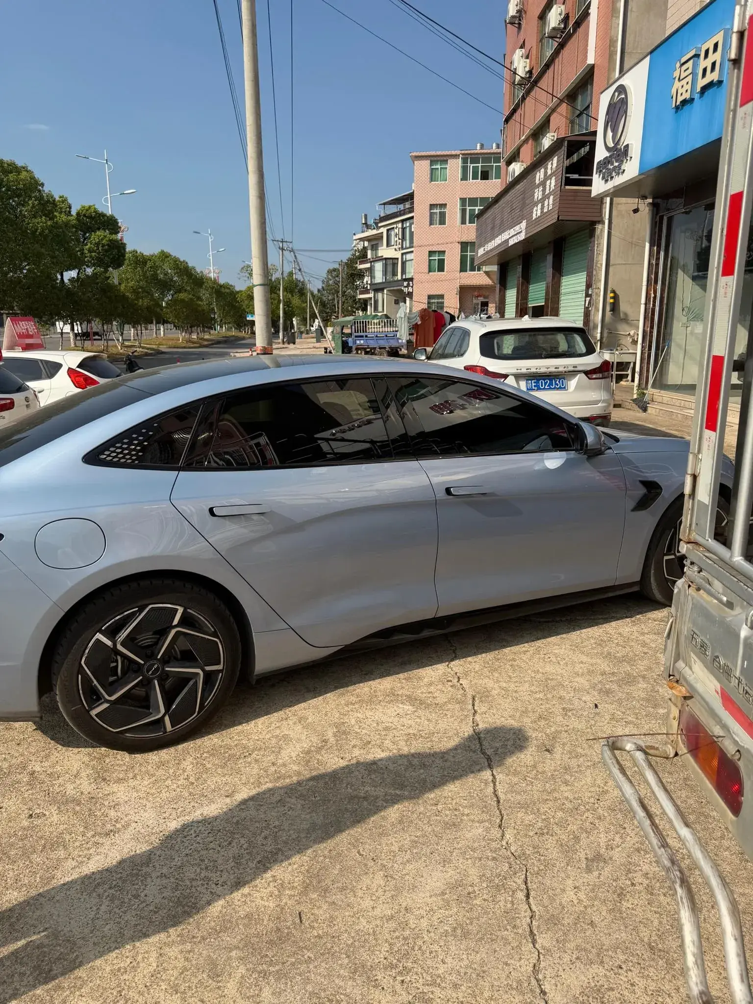 2022 BYD SEAL thumbnail 3