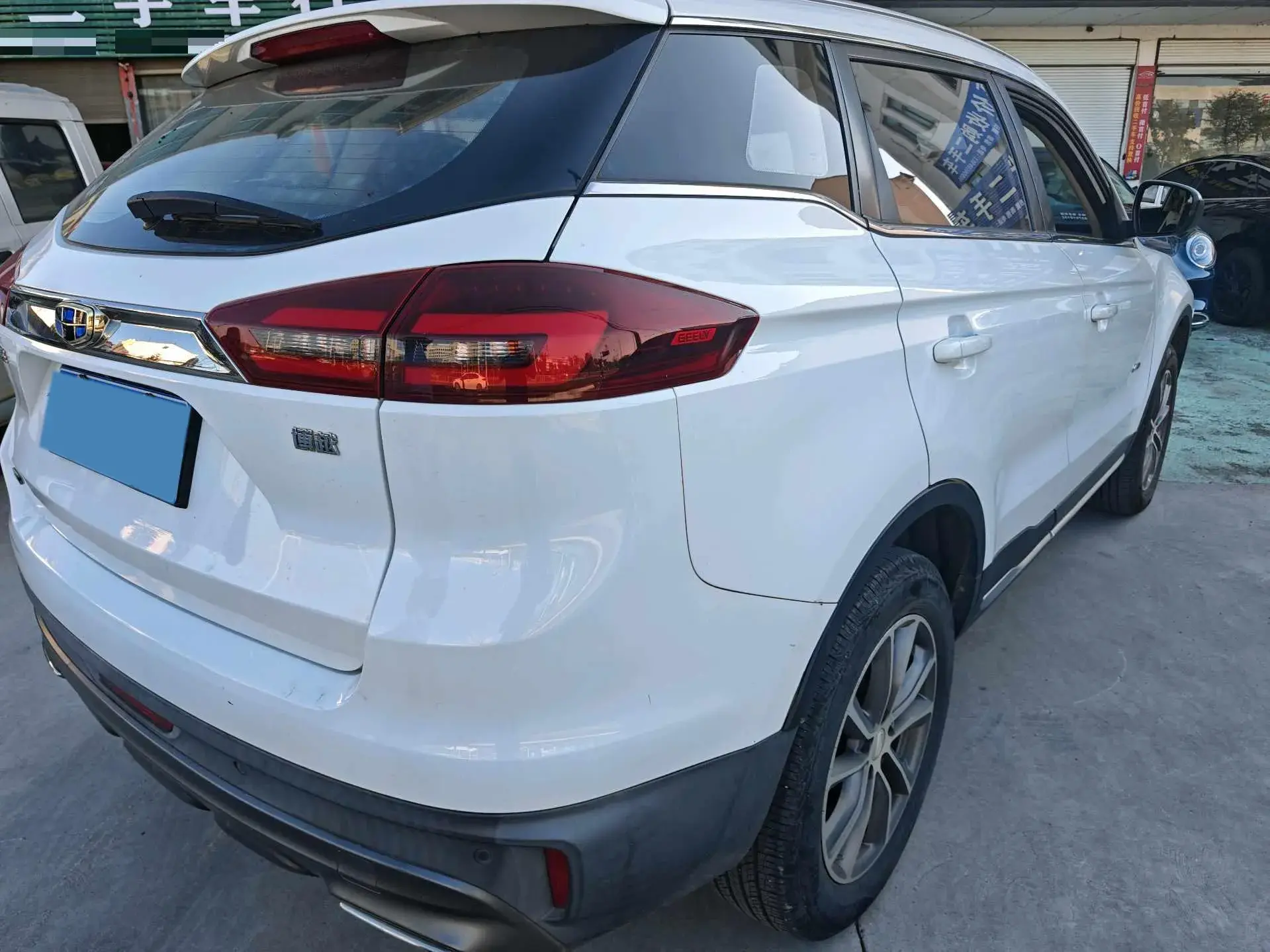 2018 GEELY AZKARRA thumbnail 2