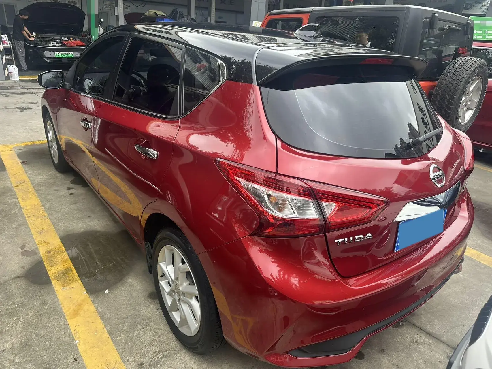 2020 NISSAN TIIDA thumbnail 4