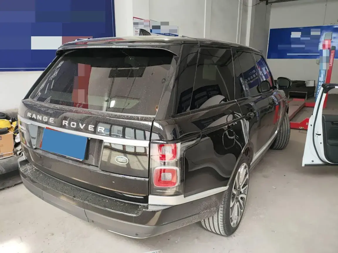 2018 LAND ROVER thumbnail 2