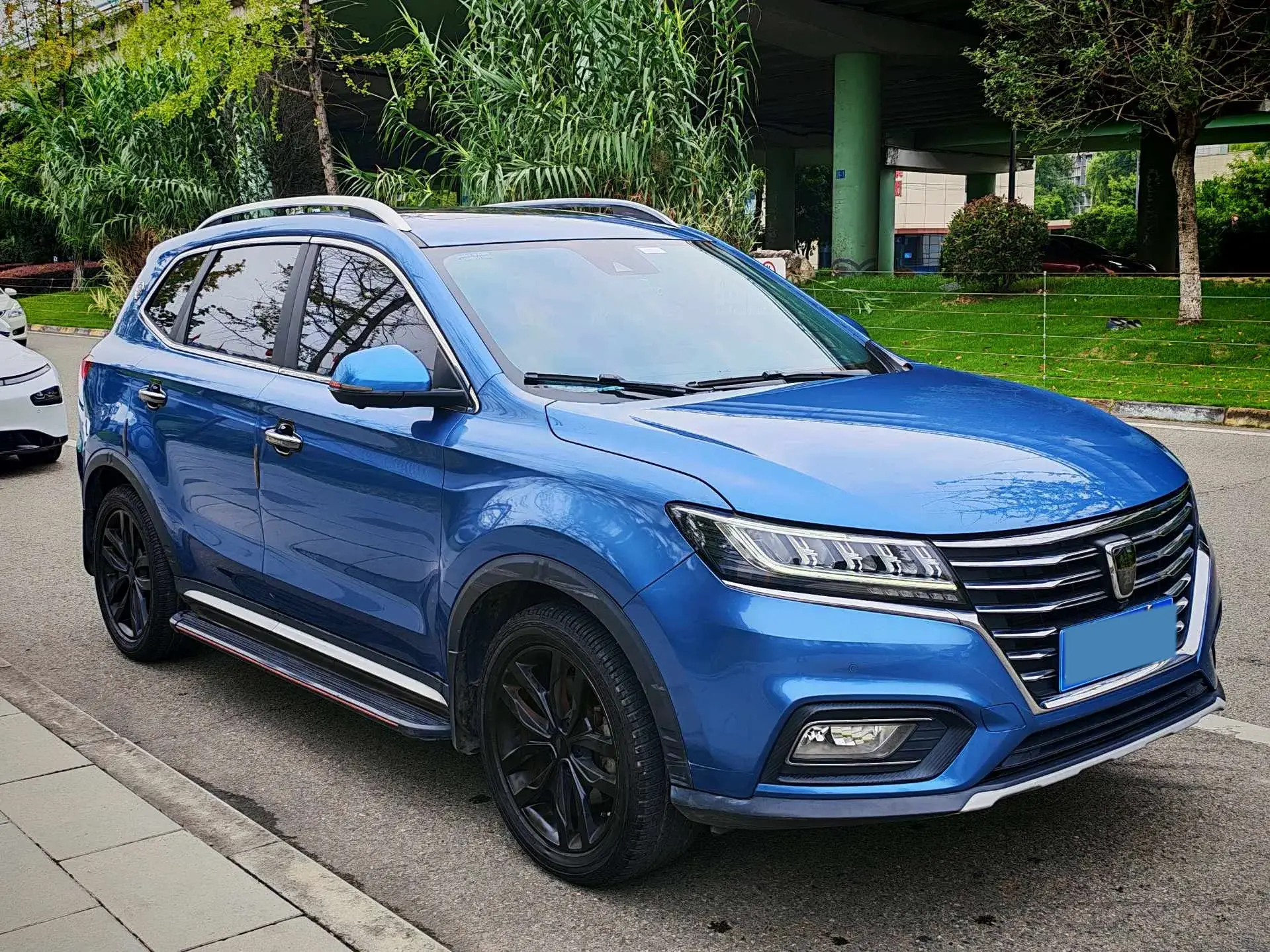 2018 ROEWE RX5 thumbnail 2