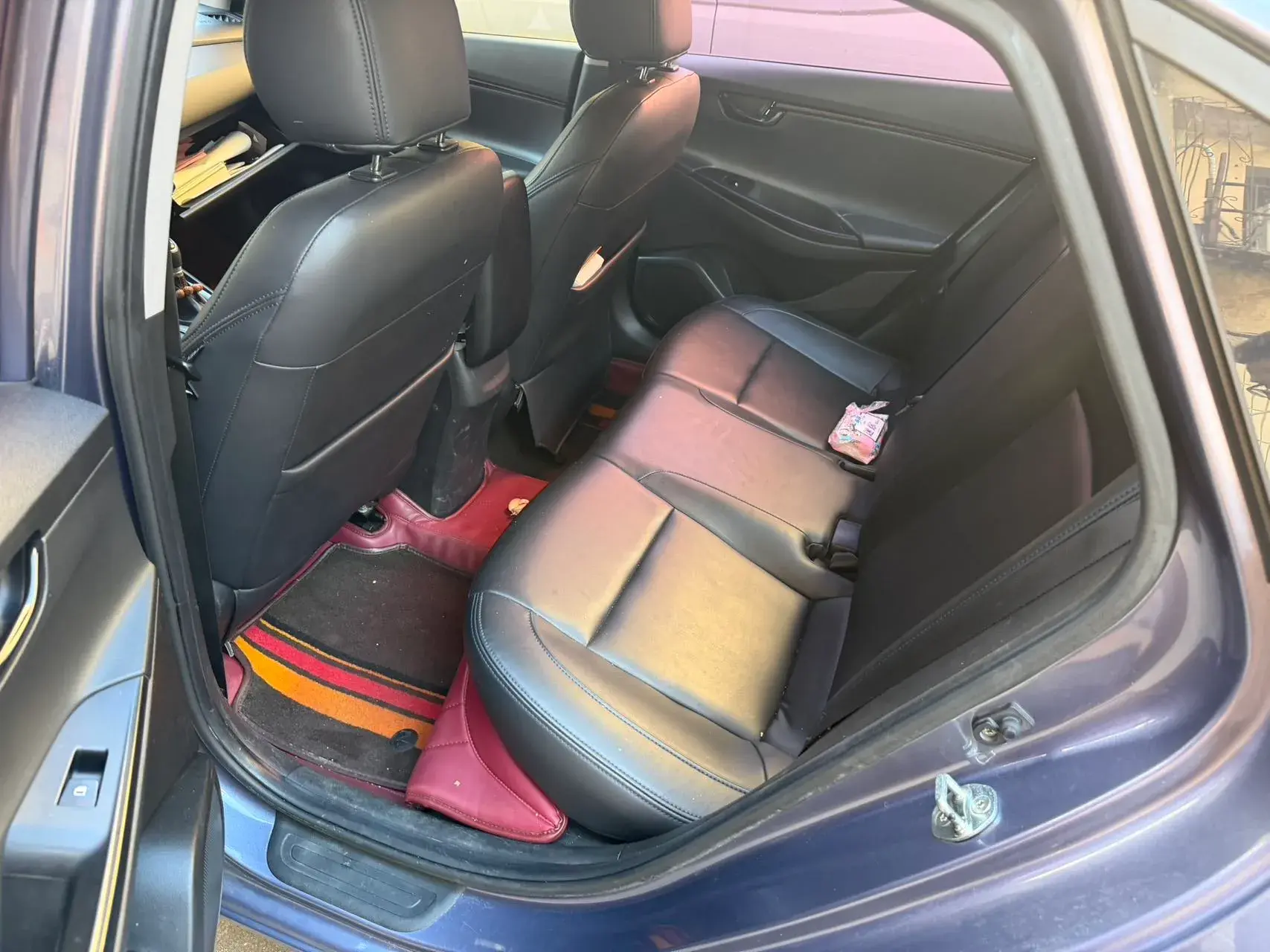 2017 HYUNDAI CELESTA thumbnail 4