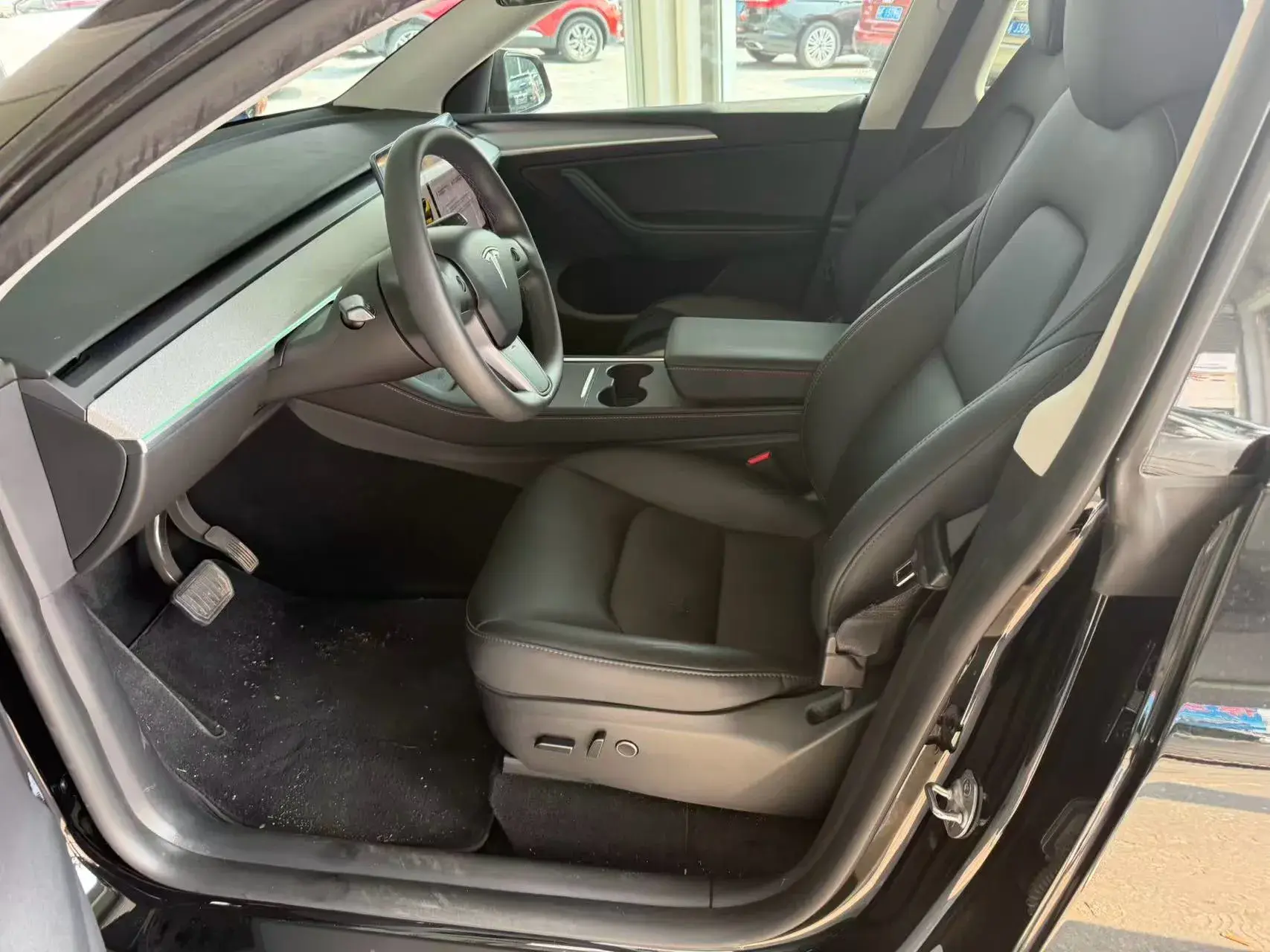 2023 TESLA MODEL thumbnail 4