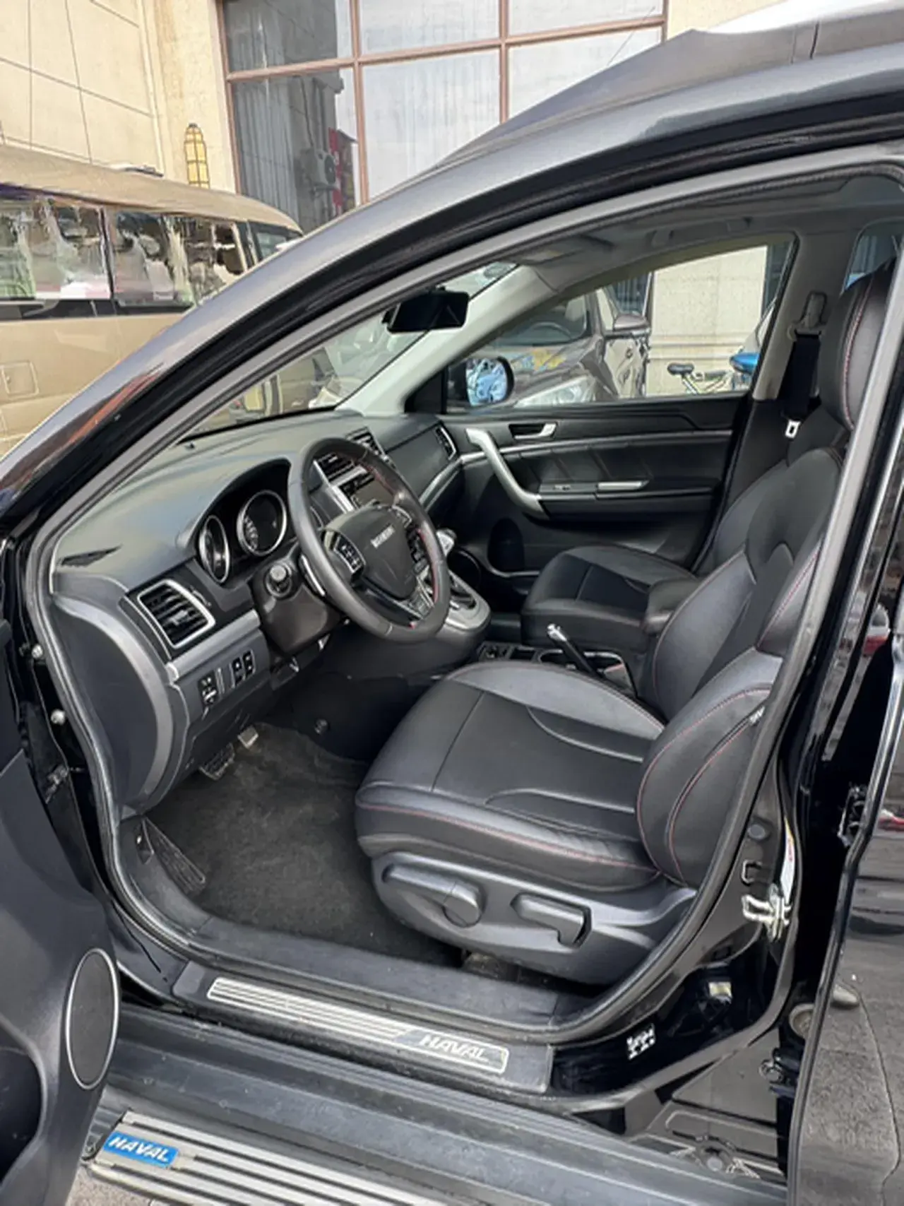 2018 HAVAL M6 thumbnail 3