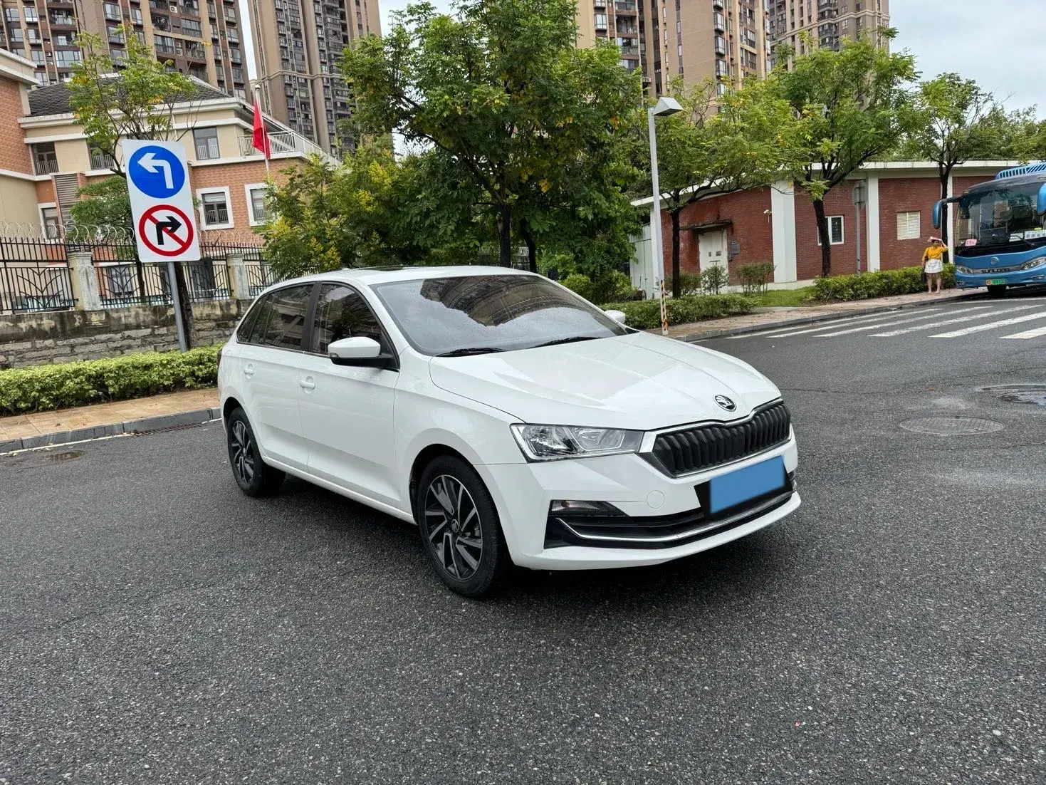 2020 SKODA RAPID thumbnail 3